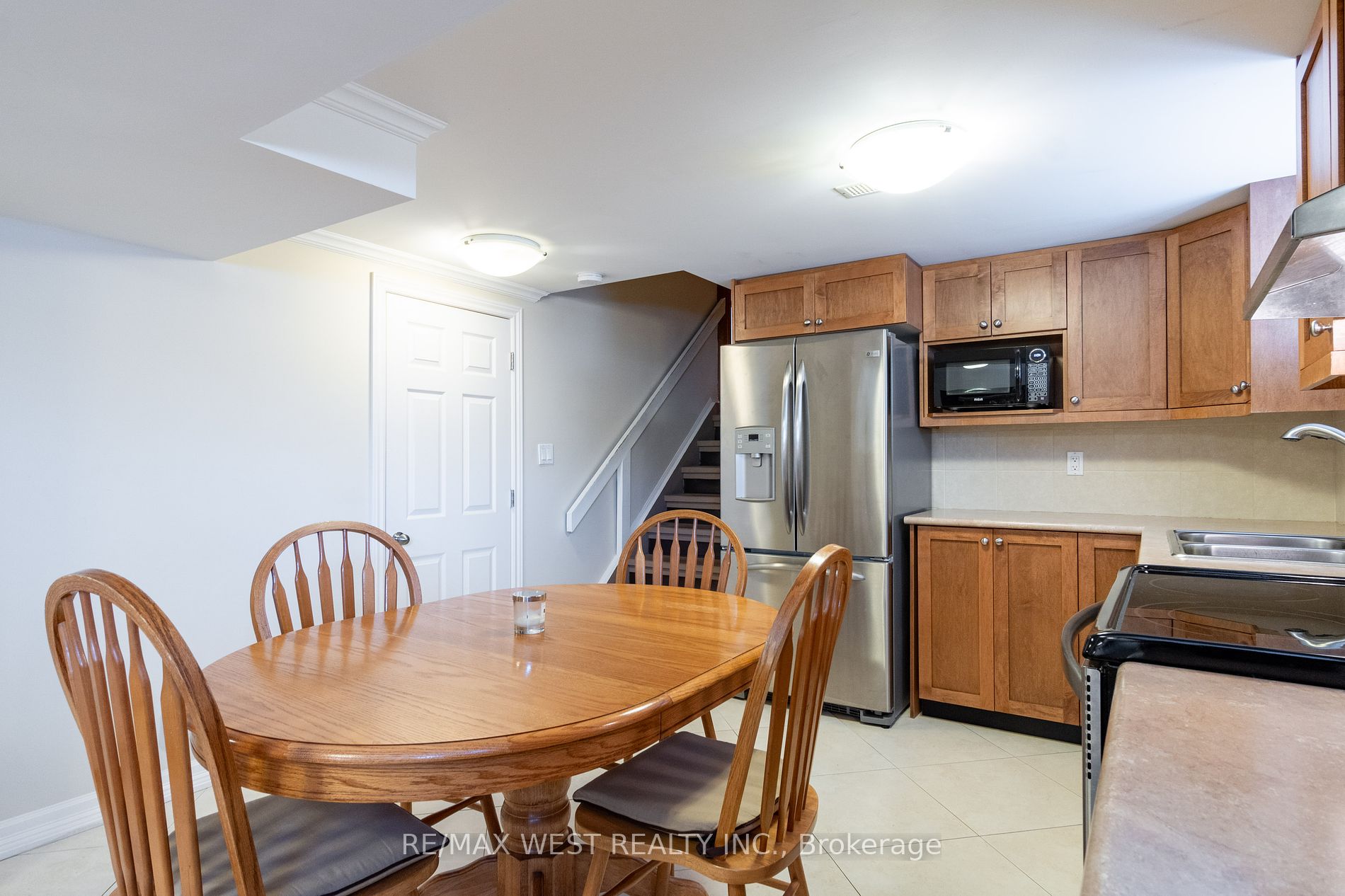 49 Graystone Gdns