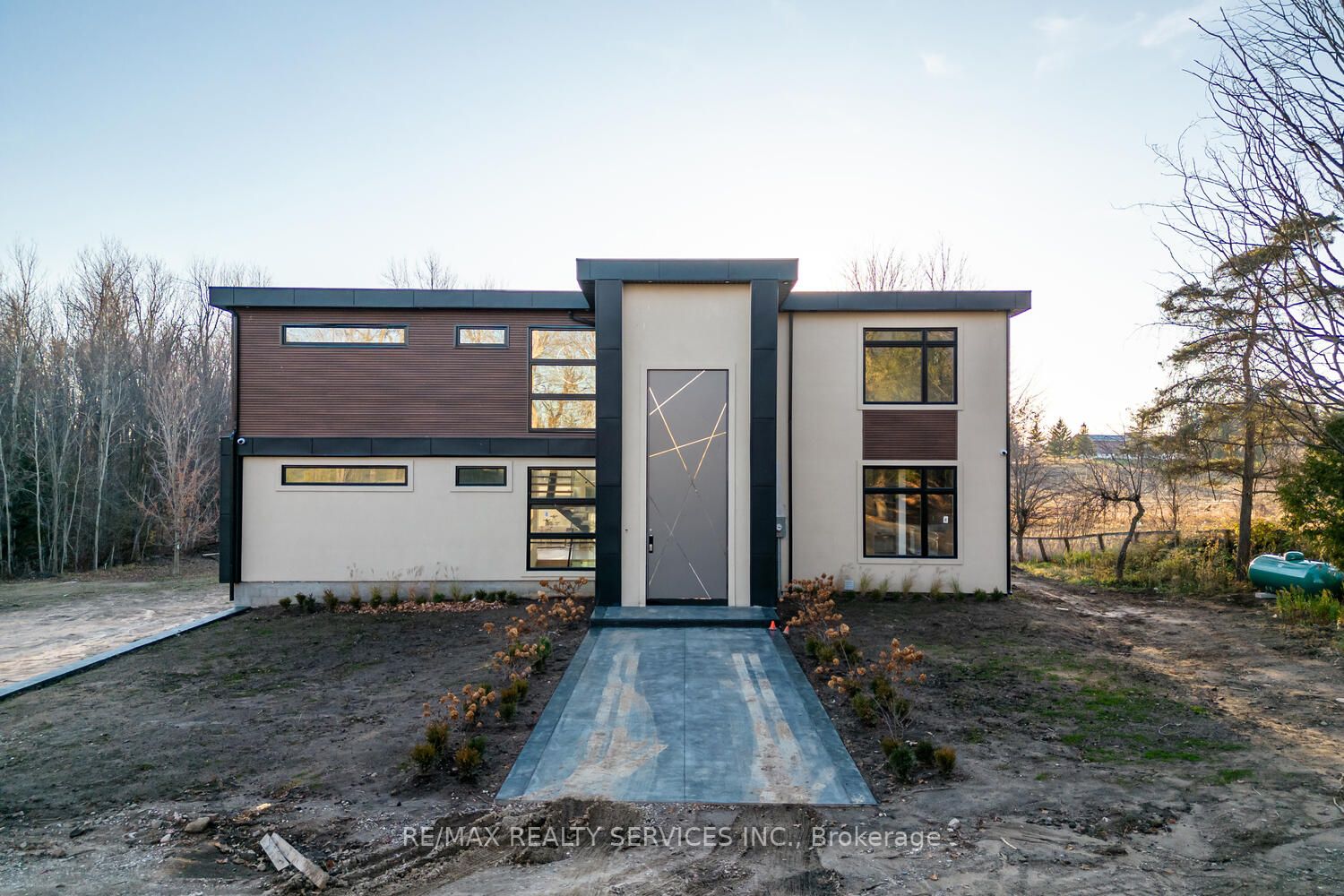 15206 Bramalea Rd