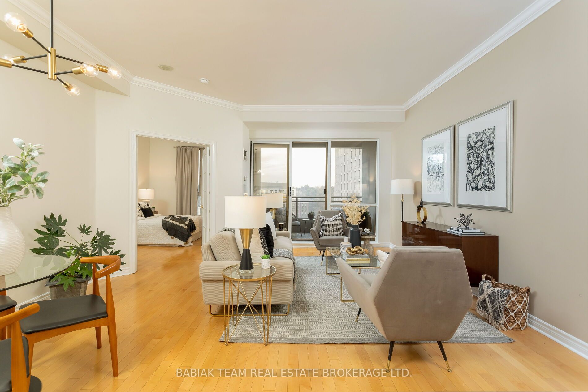 2662 Bloor St W, #1005