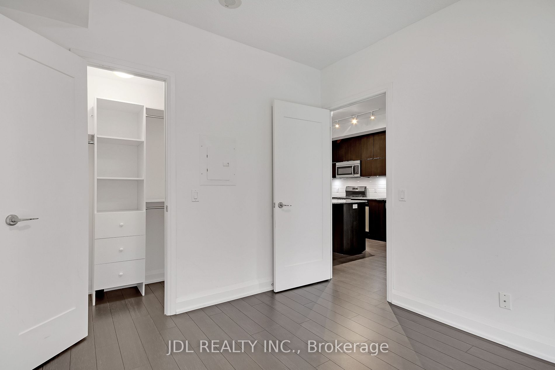 56 Annie Craig Dr, #705