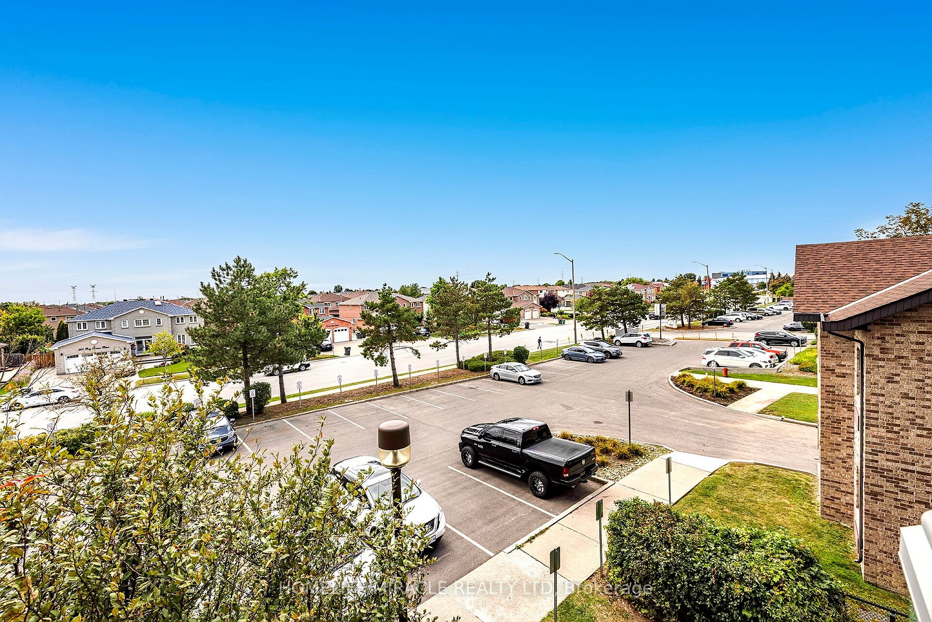 300 Ray Lawson Blvd, #314