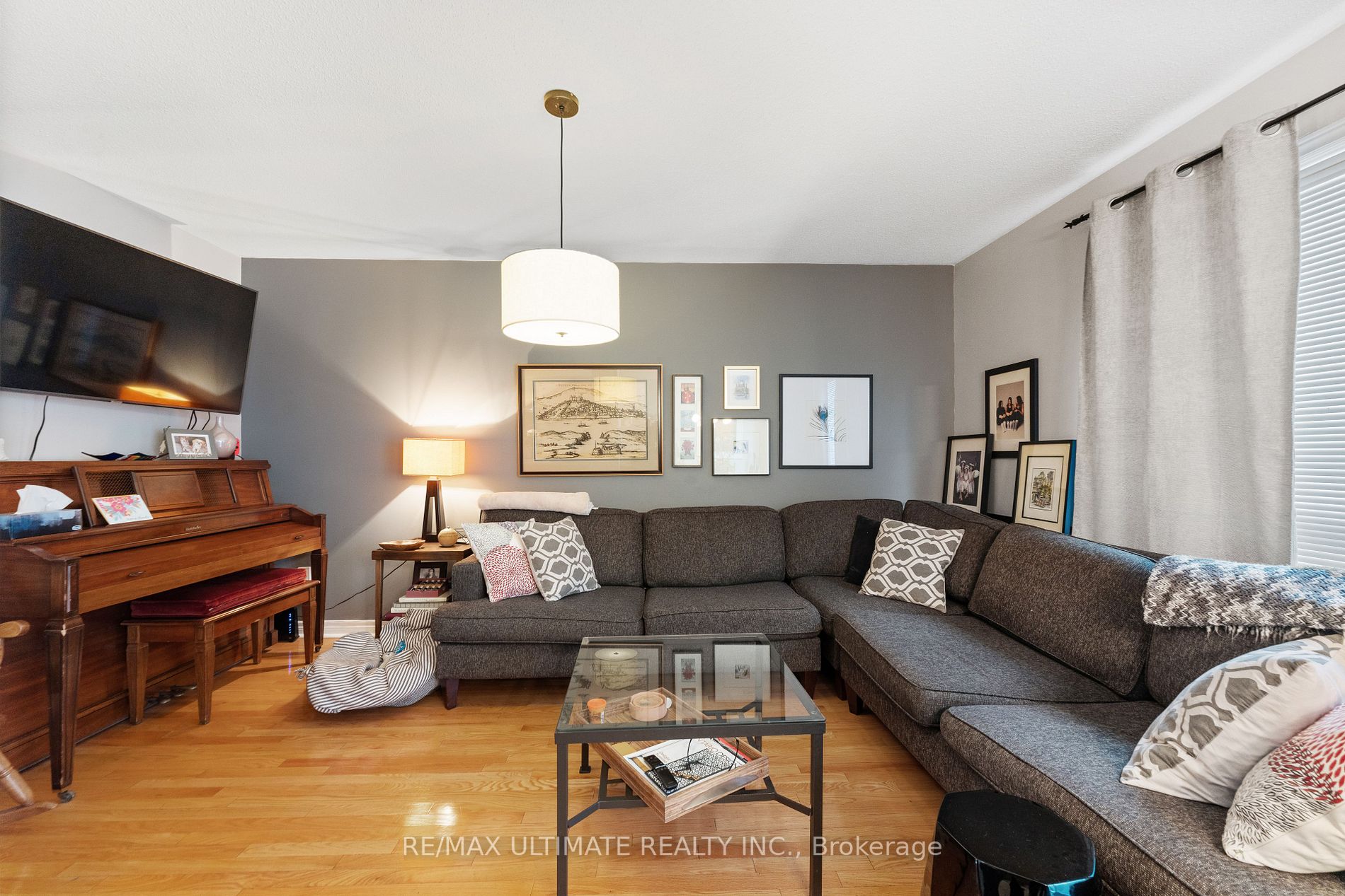 4885 James Austin Dr