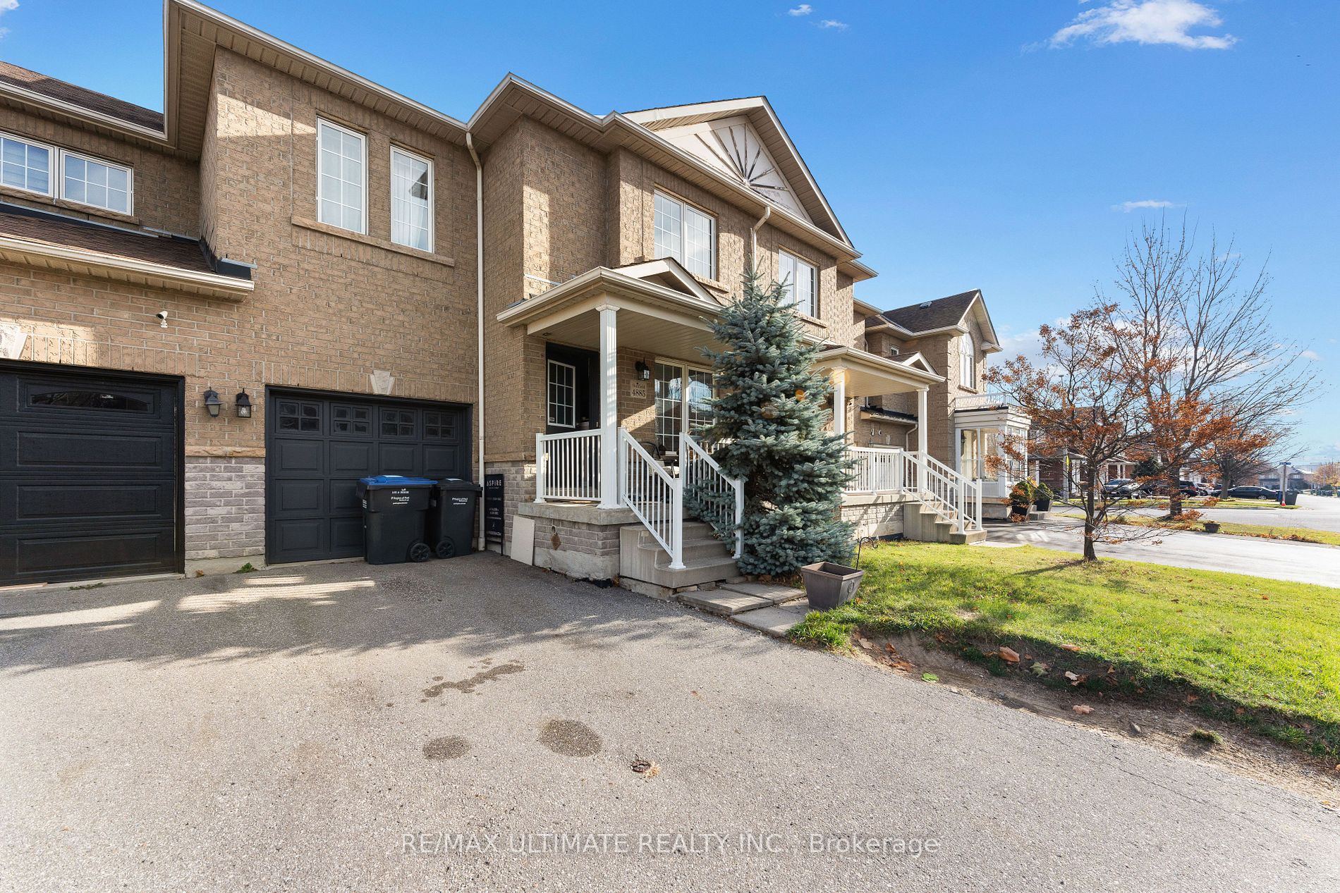 4885 James Austin Dr