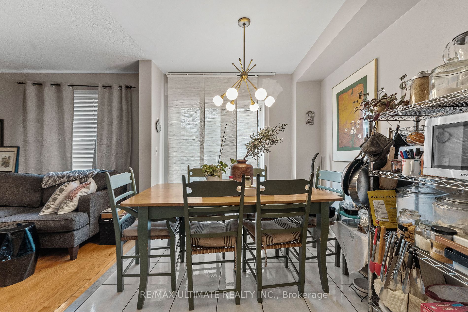 4885 James Austin Dr