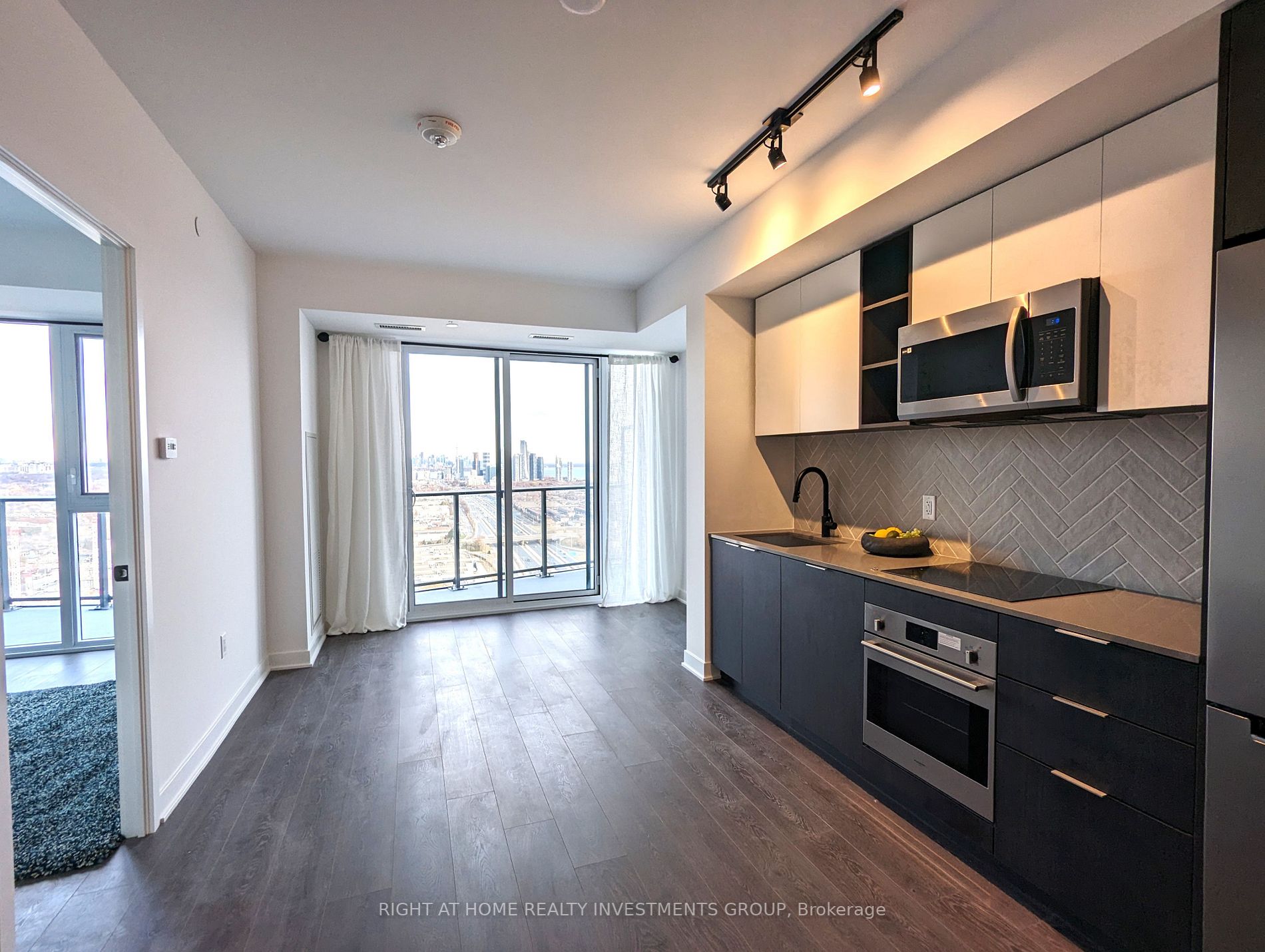 36 Zorra St, #3005