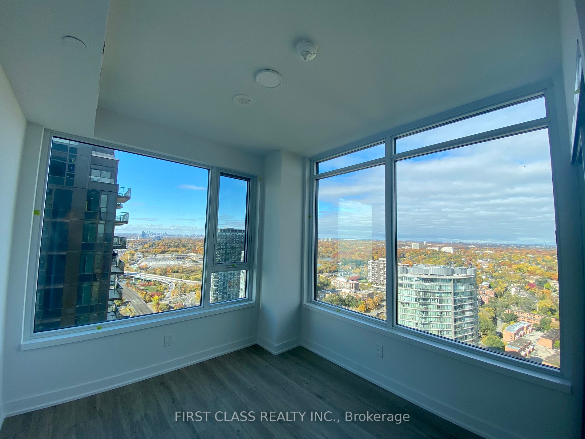 1926 Lakeshore Blvd W, #3612