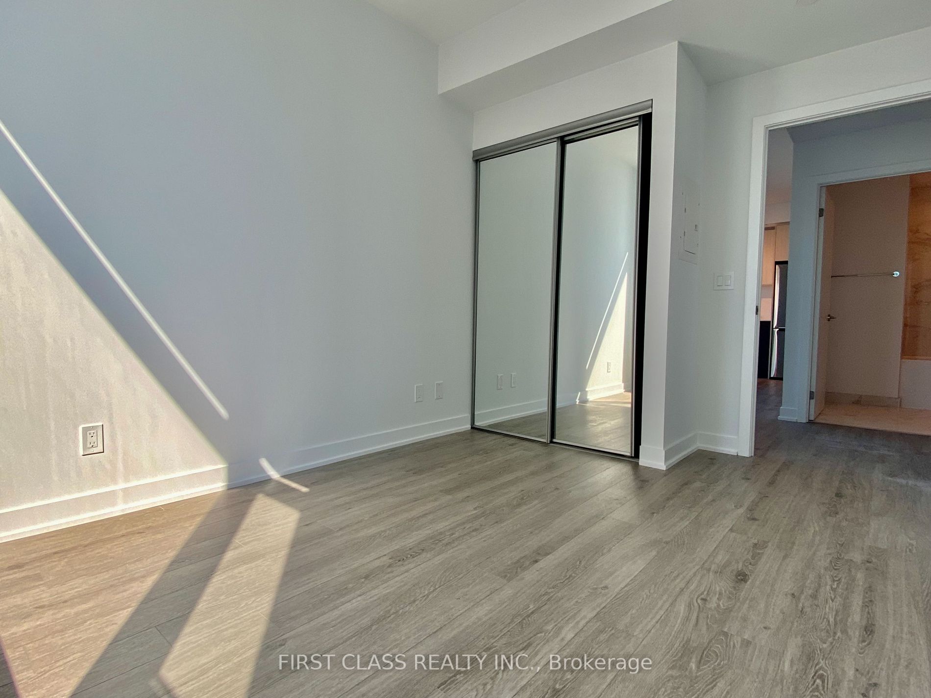 1926 Lakeshore Blvd W, #3612