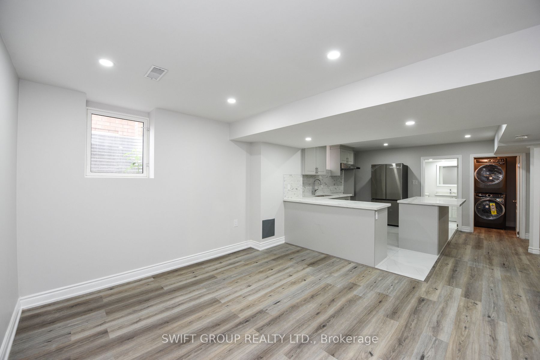 24 Dotchson Ave, #Bsmnt