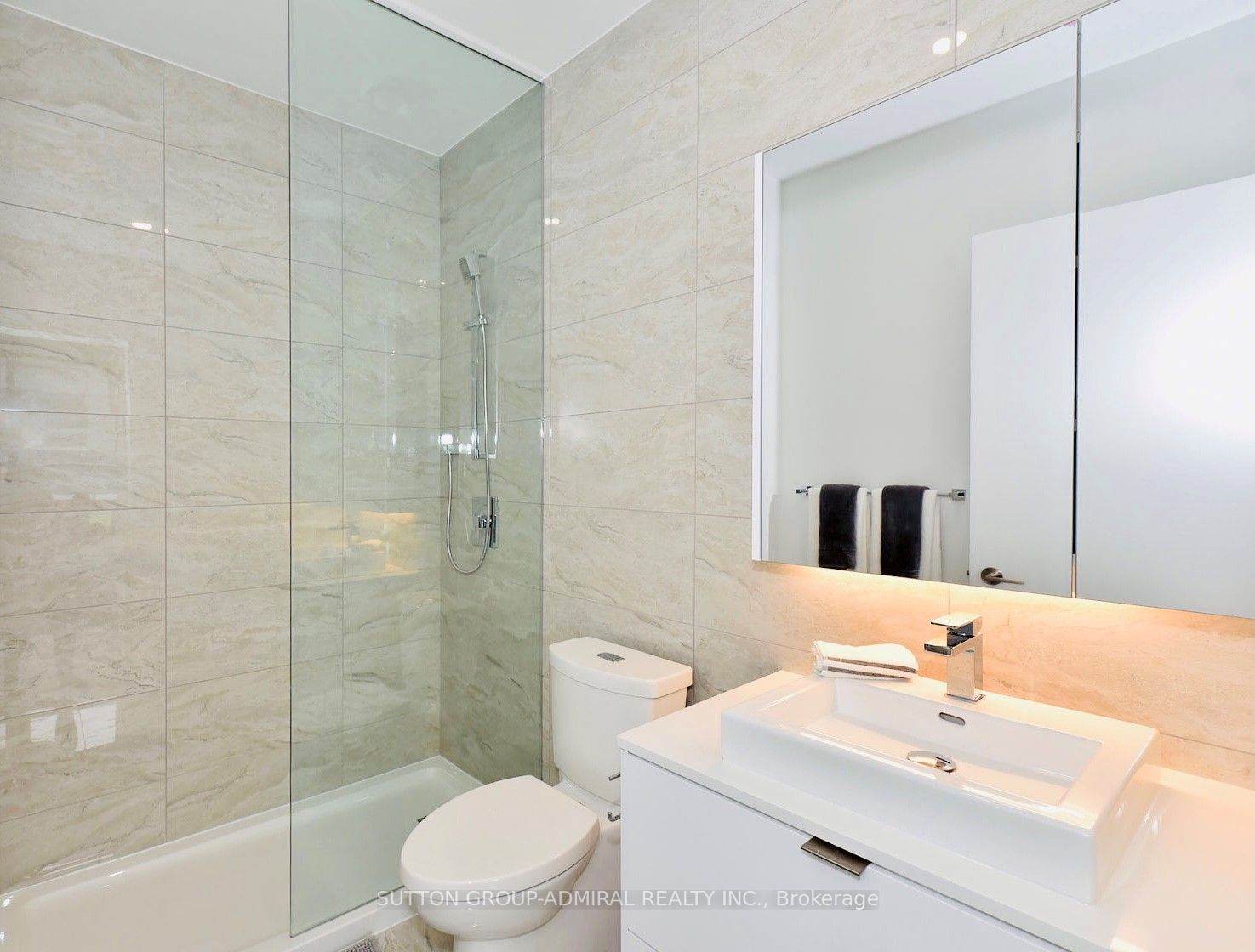 7 Smith Cres, #709