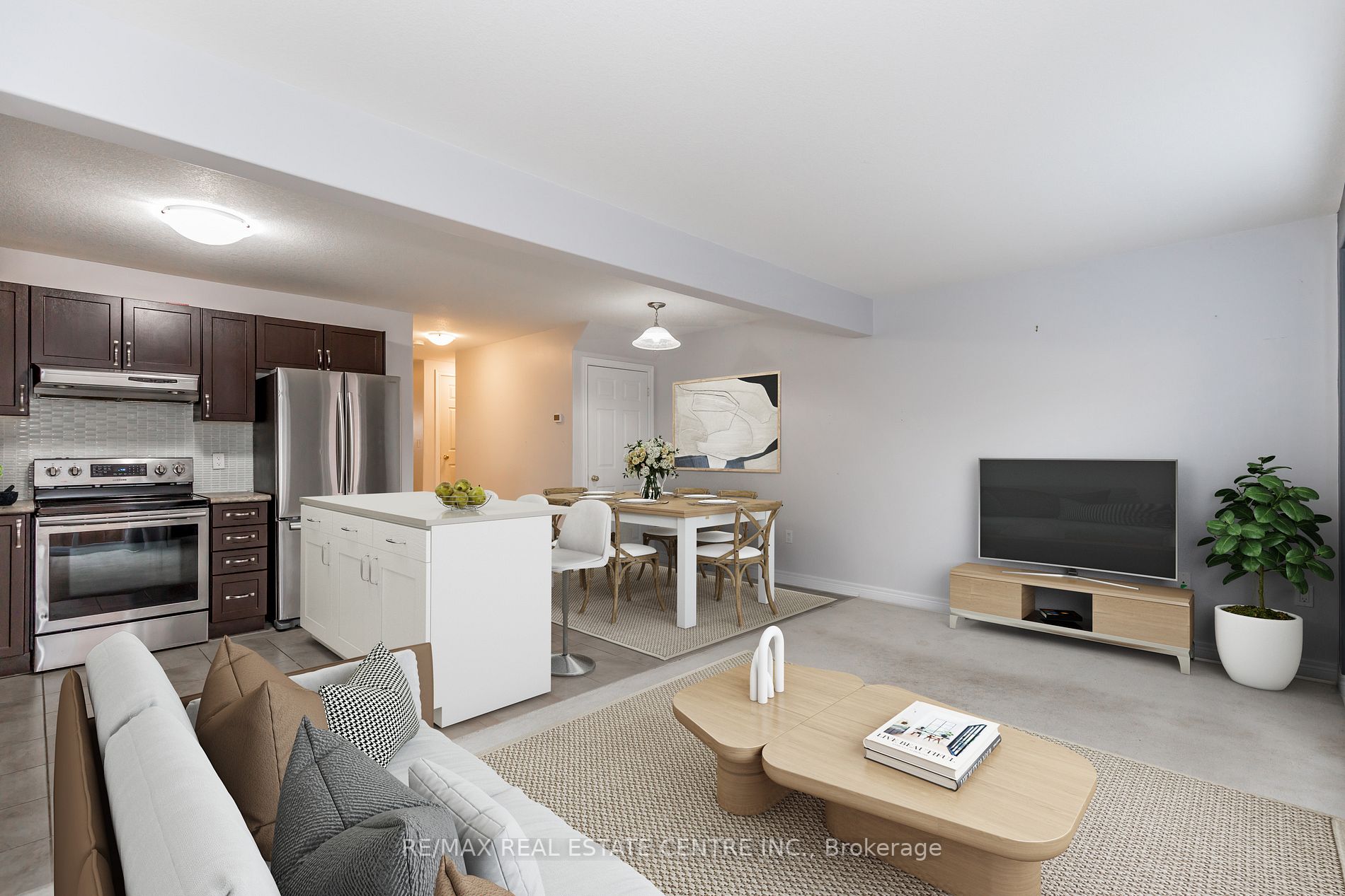 114 Parkinson Cres