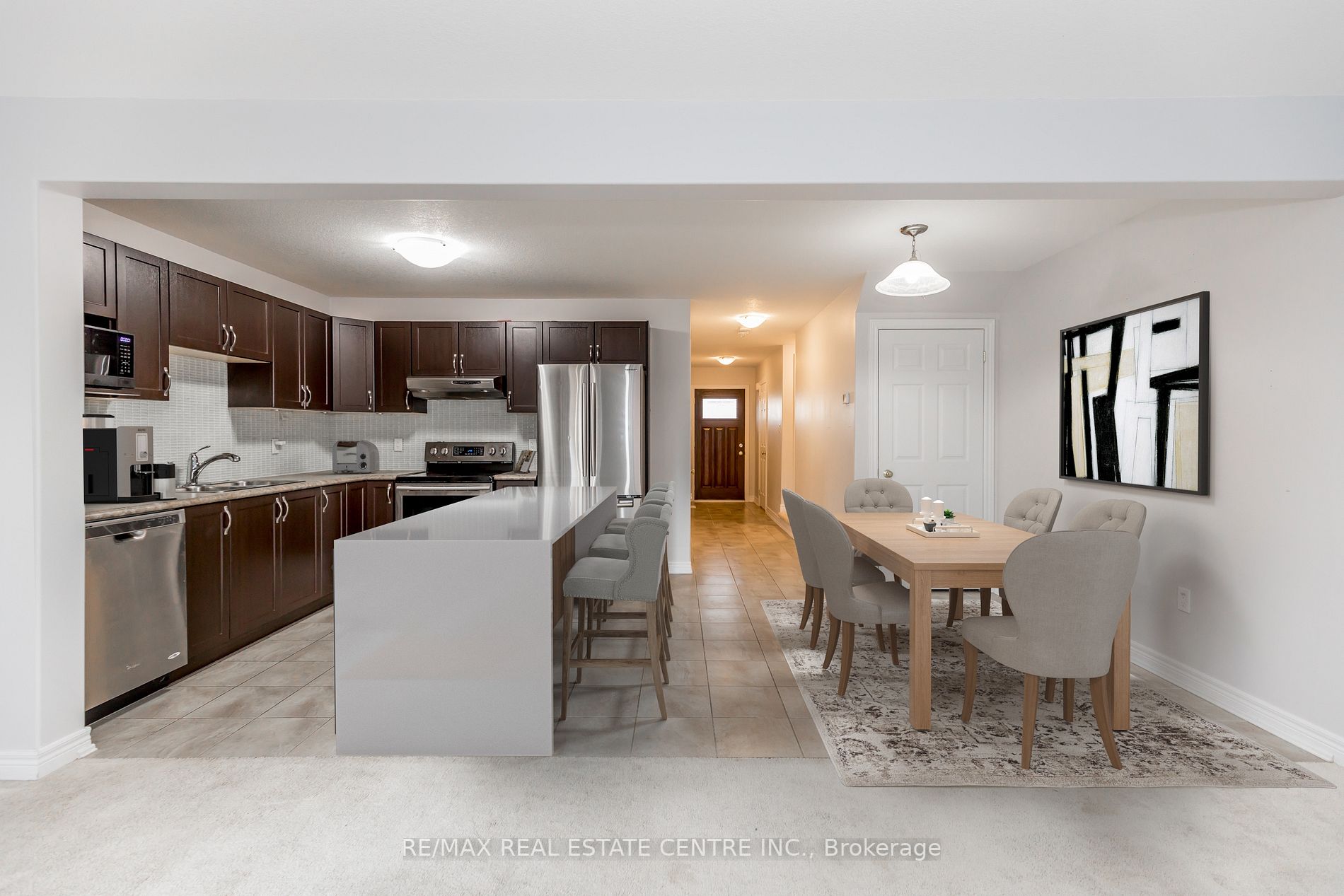 114 Parkinson Cres