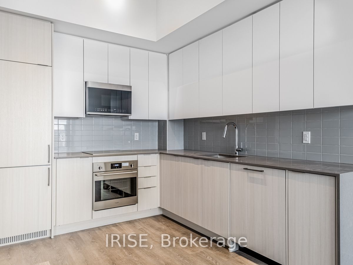 2489 Taunton Dr, #416