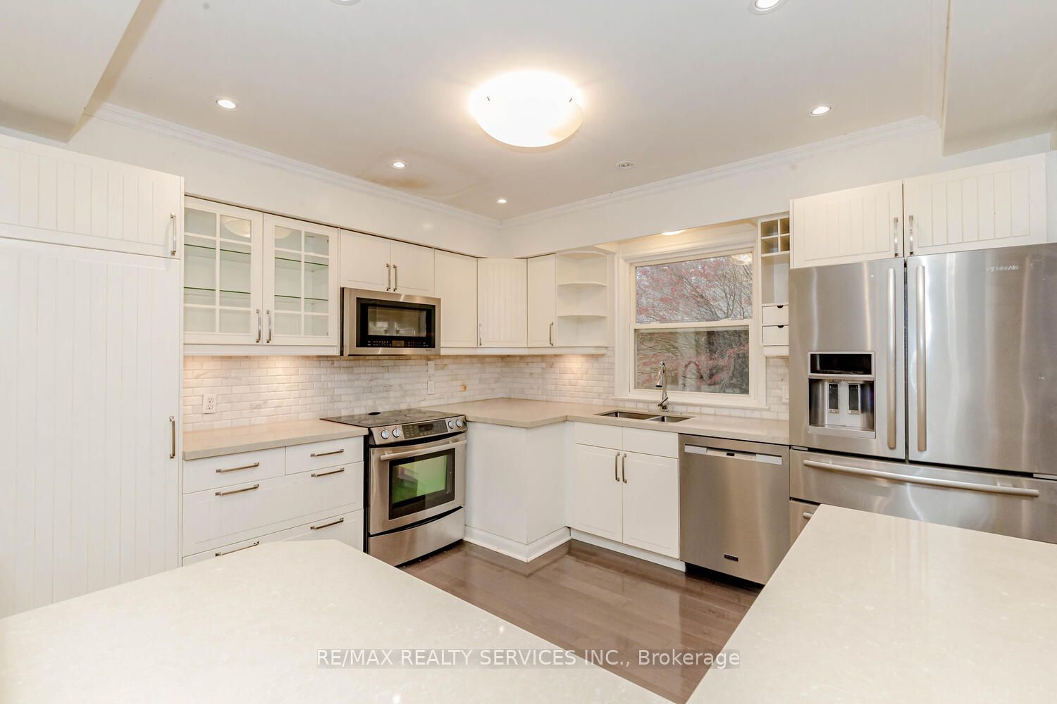 1259 Twin Oaks Dell Dr