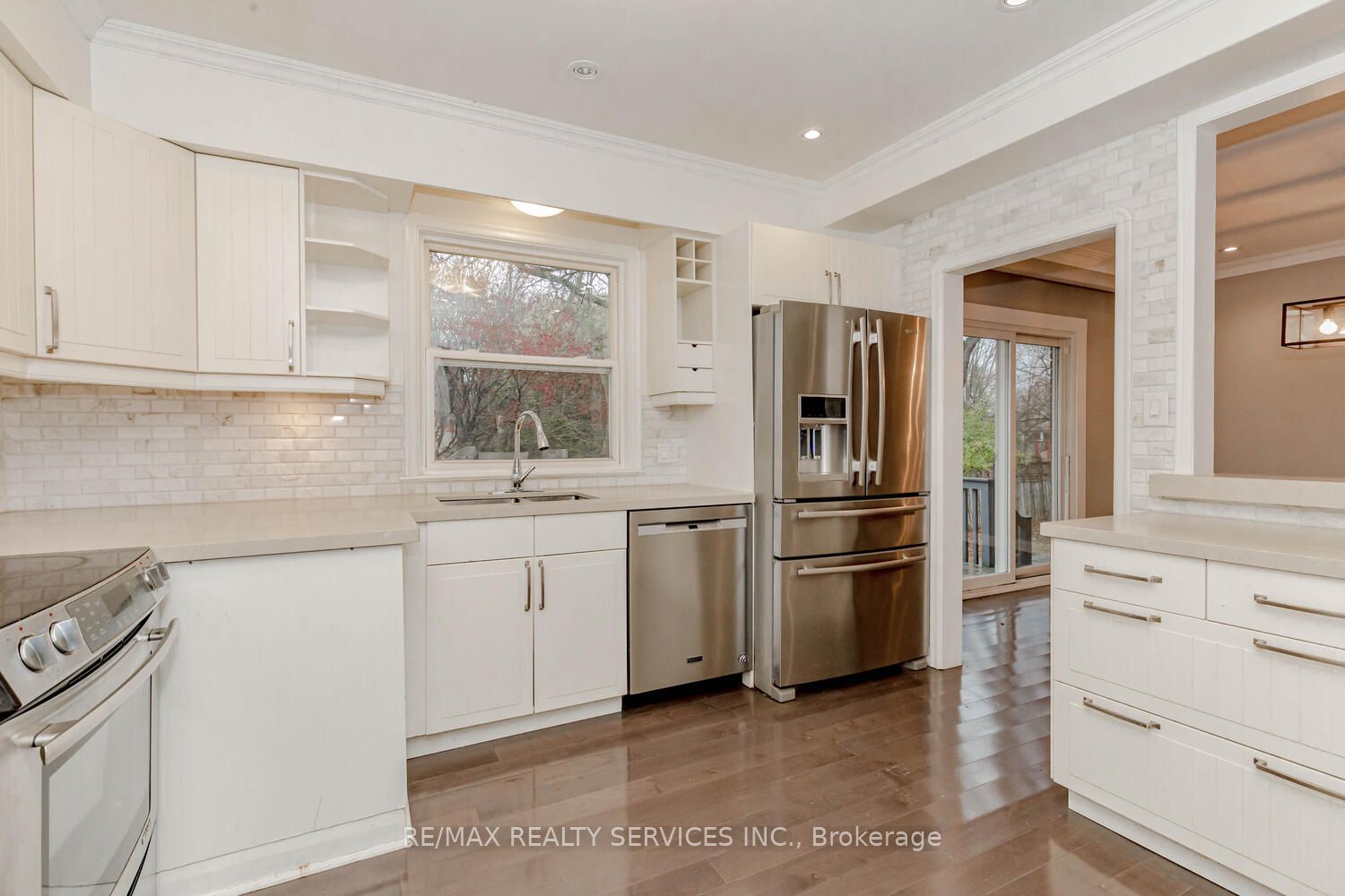 1259 Twin Oaks Dell Dr