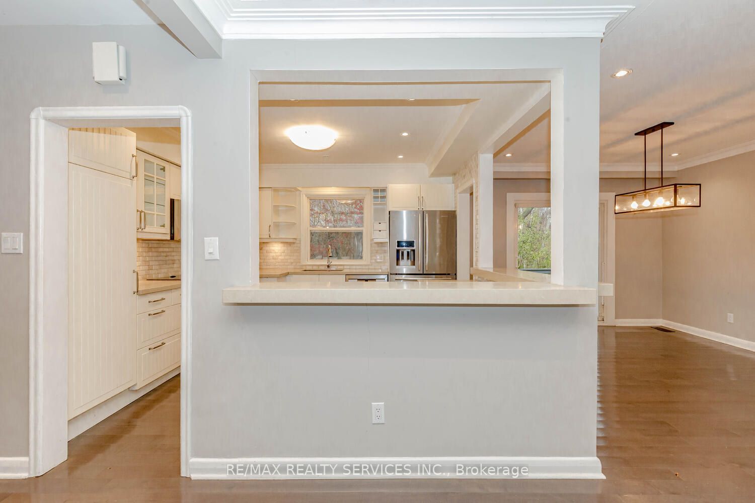1259 Twin Oaks Dell Dr