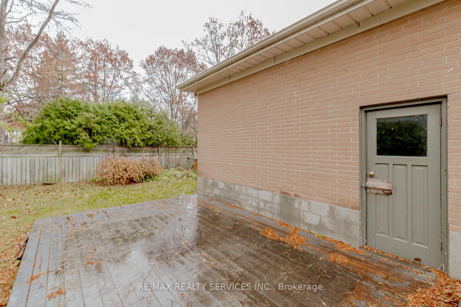 1259 Twin Oaks Dell Dr