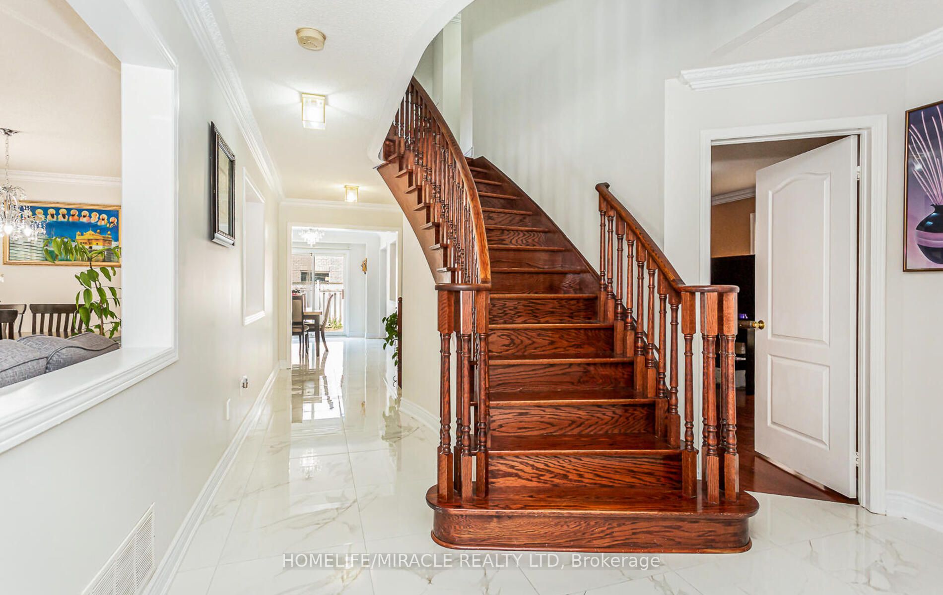 47 River Rock Cres