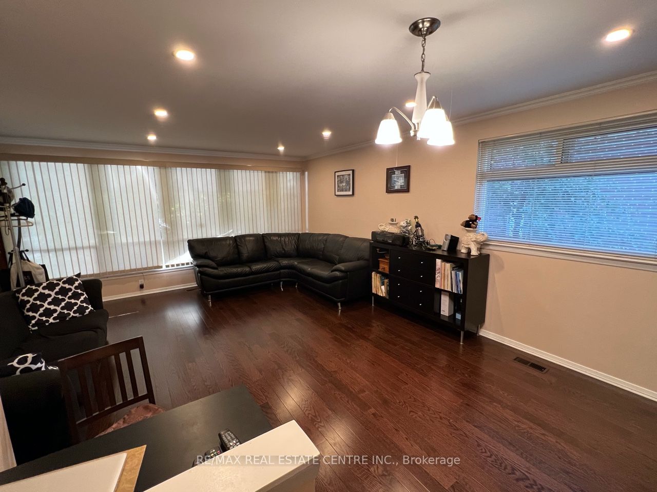 74 Derrydown Rd W