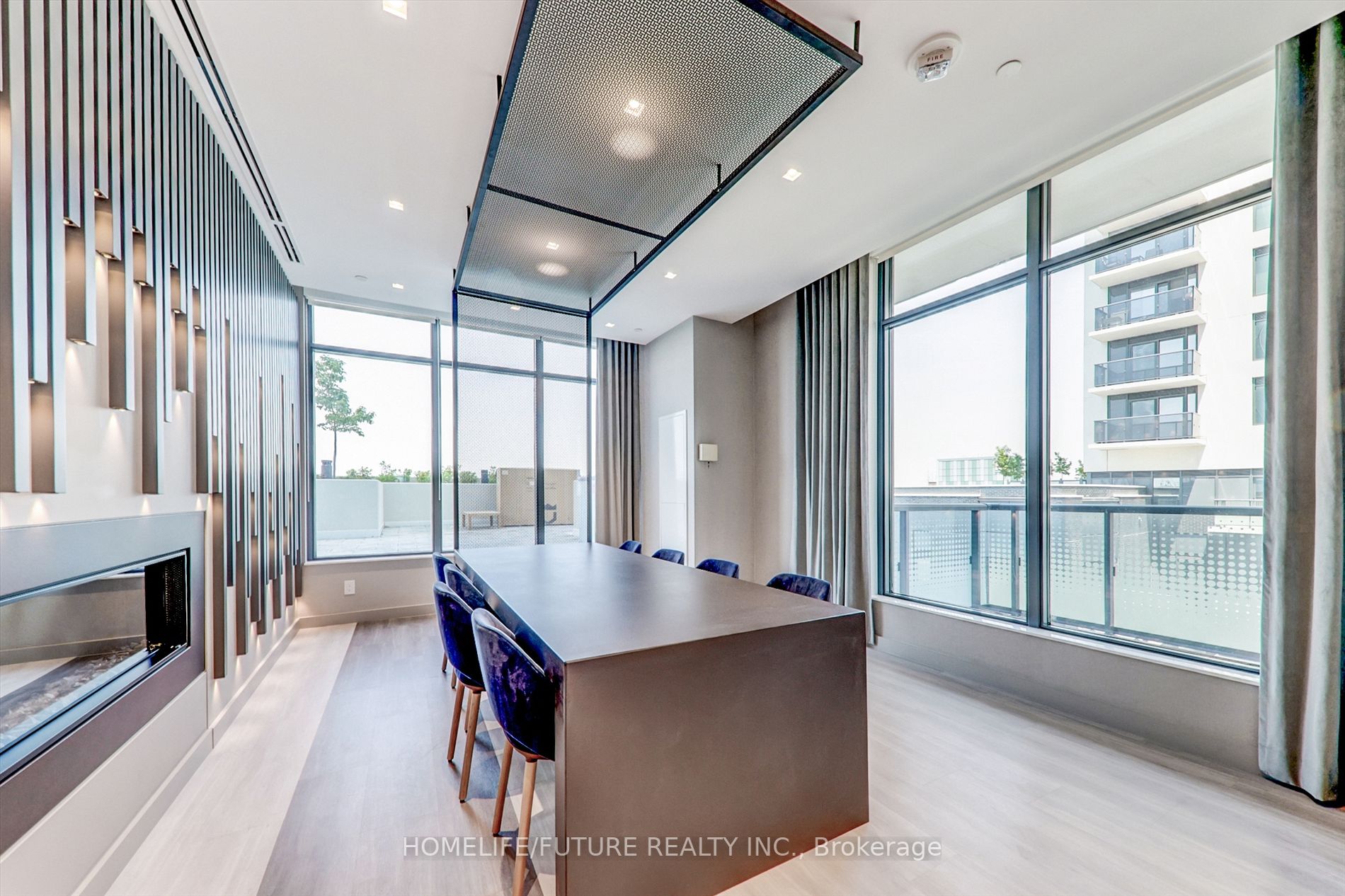 30 Samuel Wood Way, #904