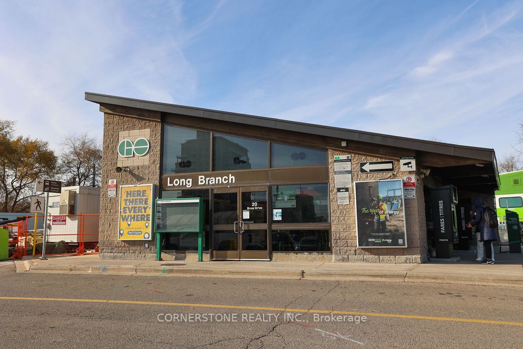 42 Thirty Eighth St