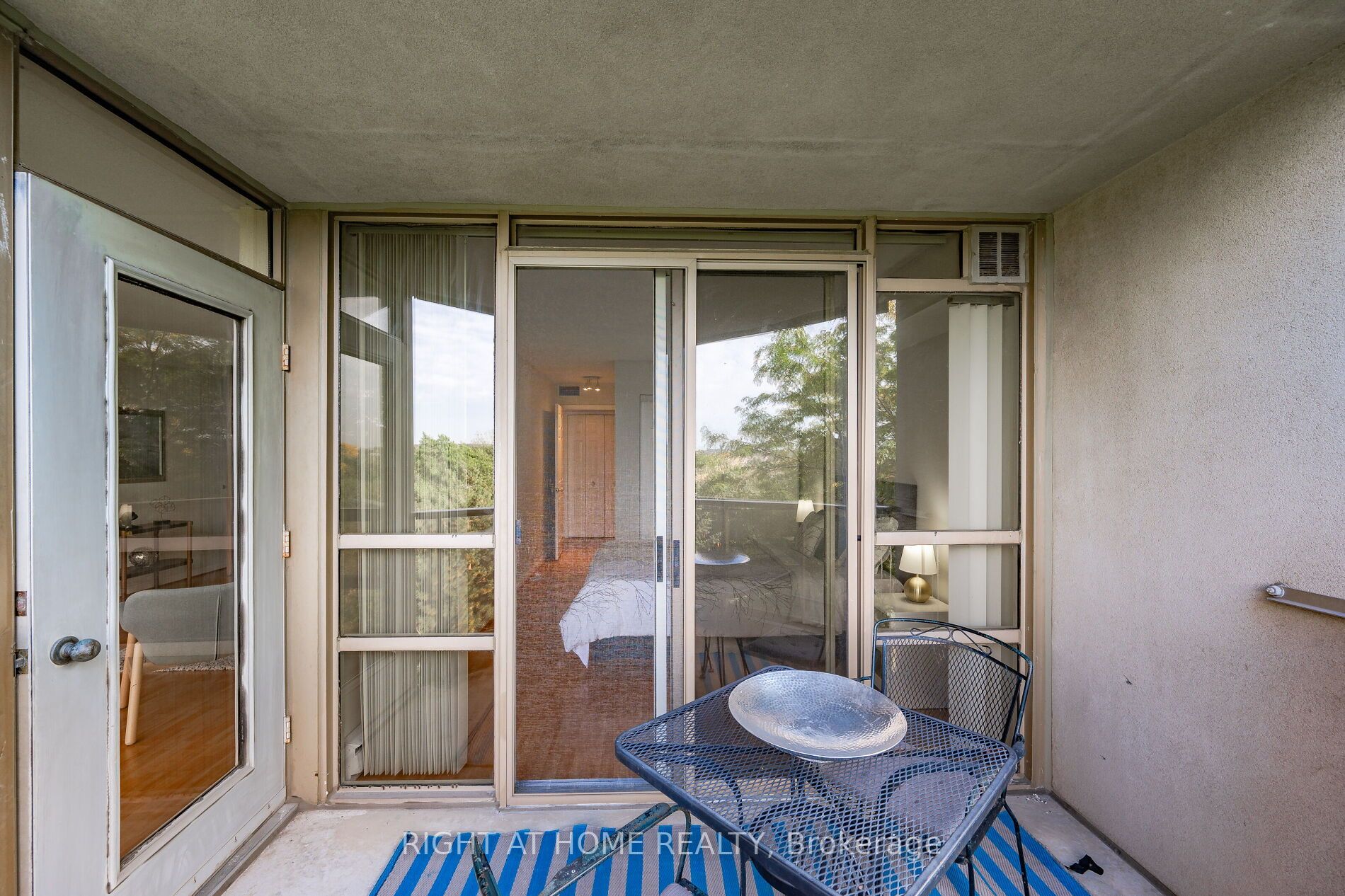 45 Kingsbridge Garden Circ, #503