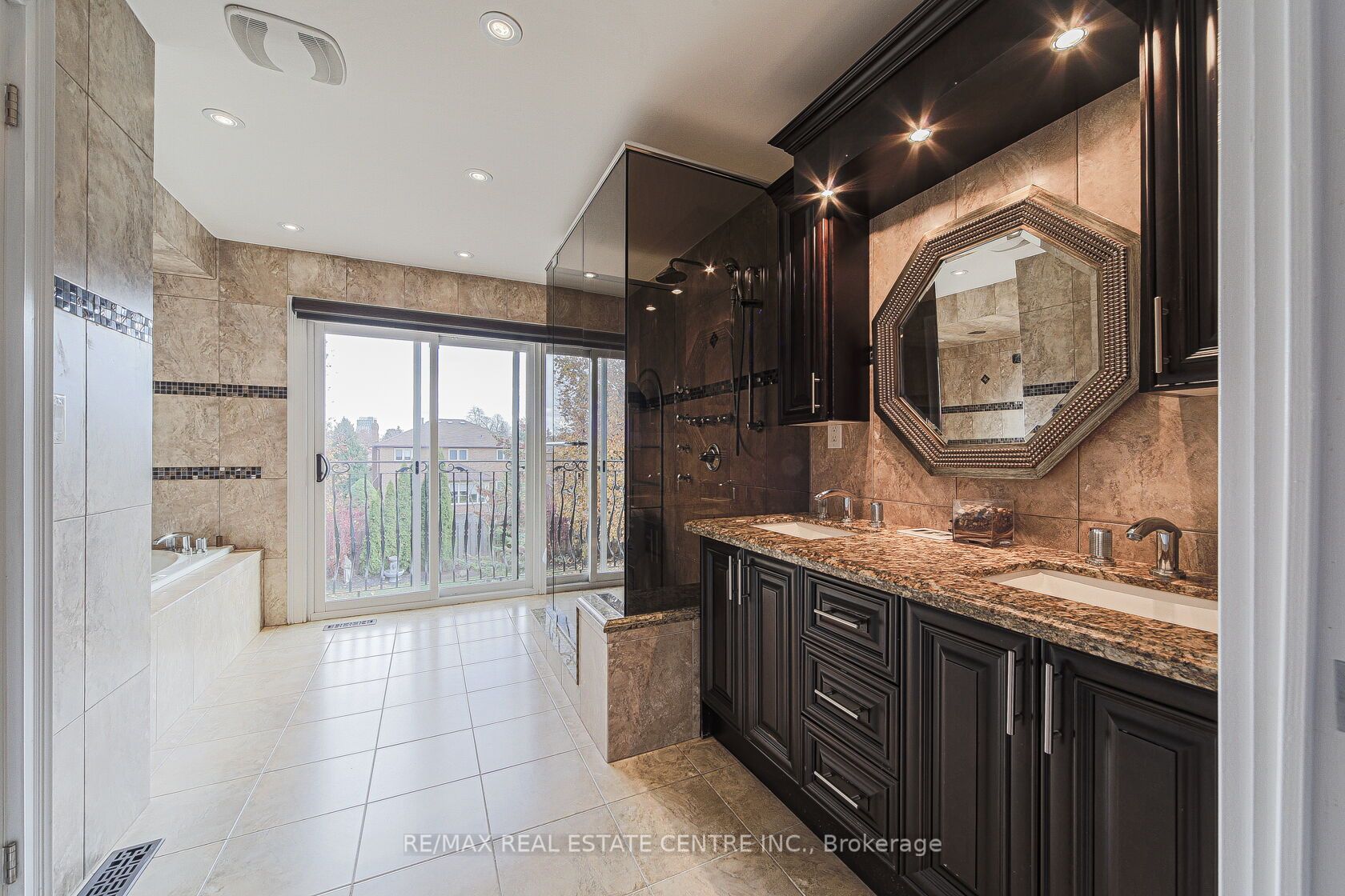 31 Linden Cres