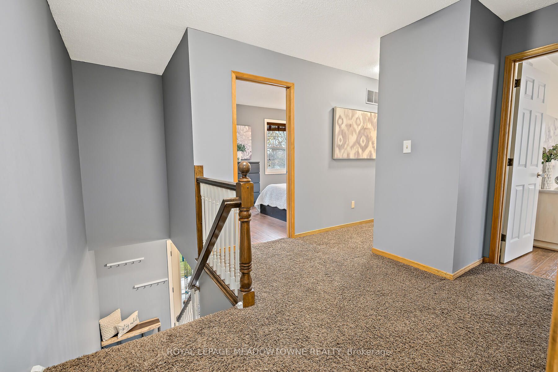 144 Main St S
