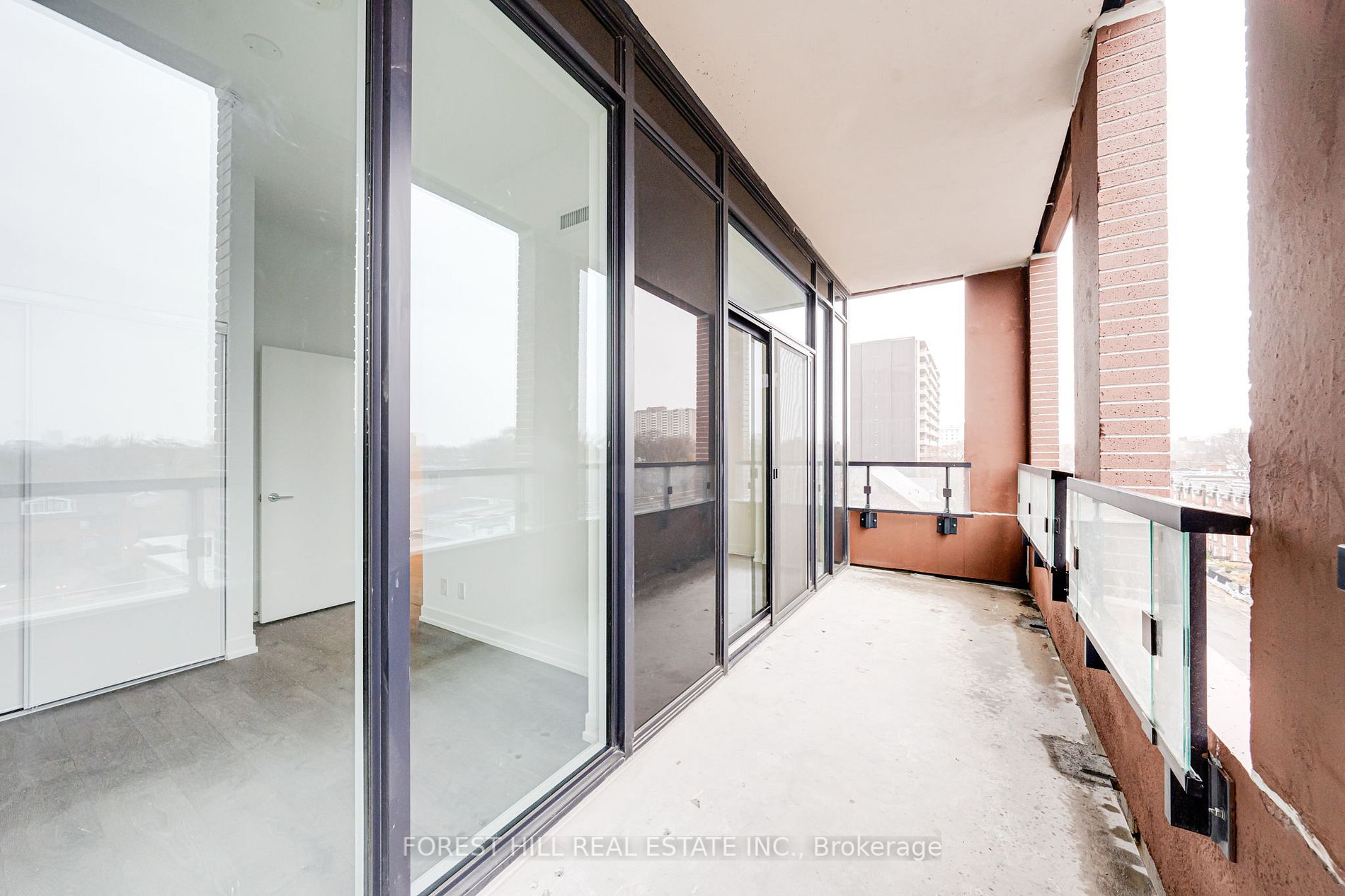 270 Dufferin St, #418