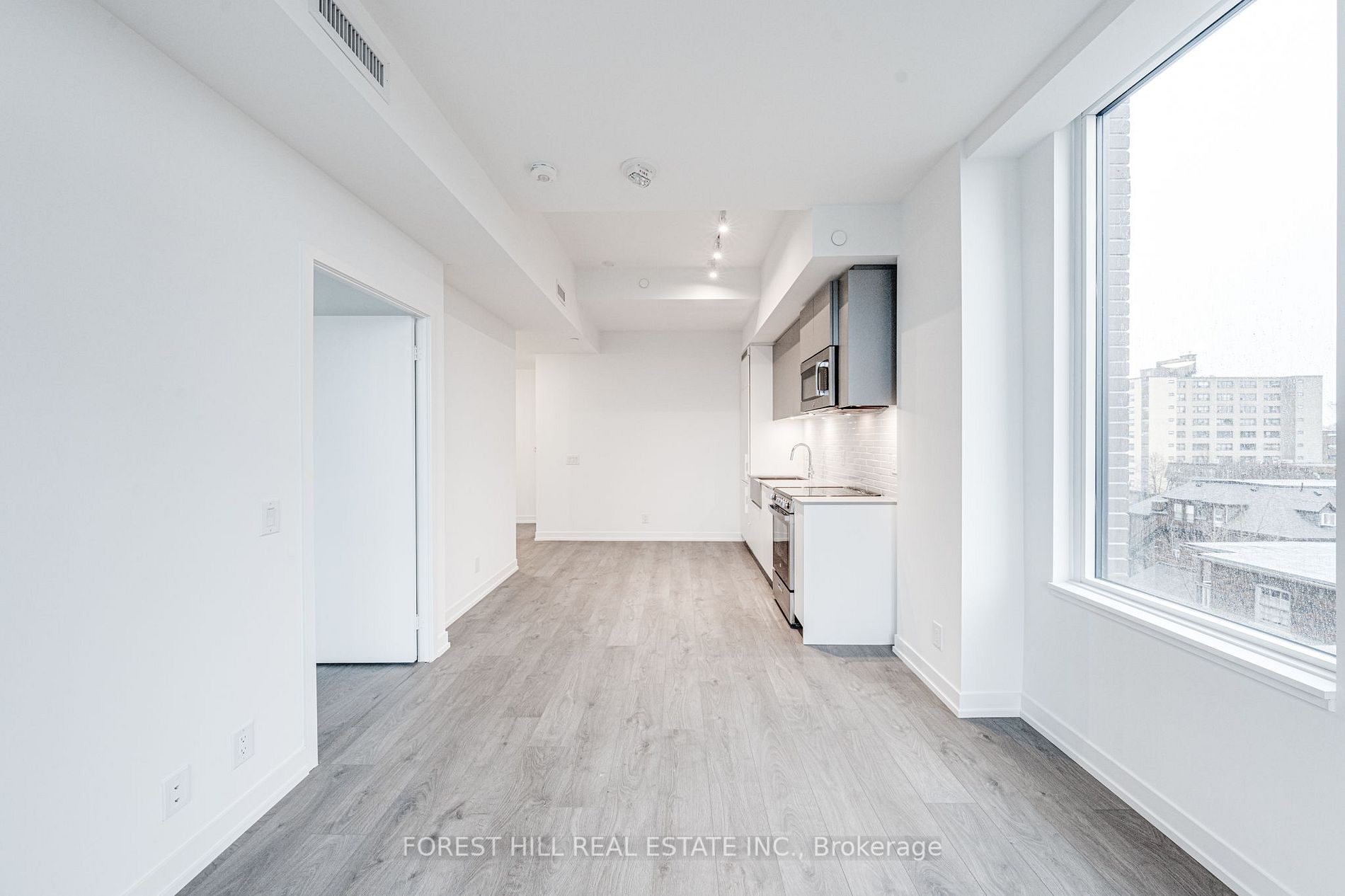 270 Dufferin St, #418