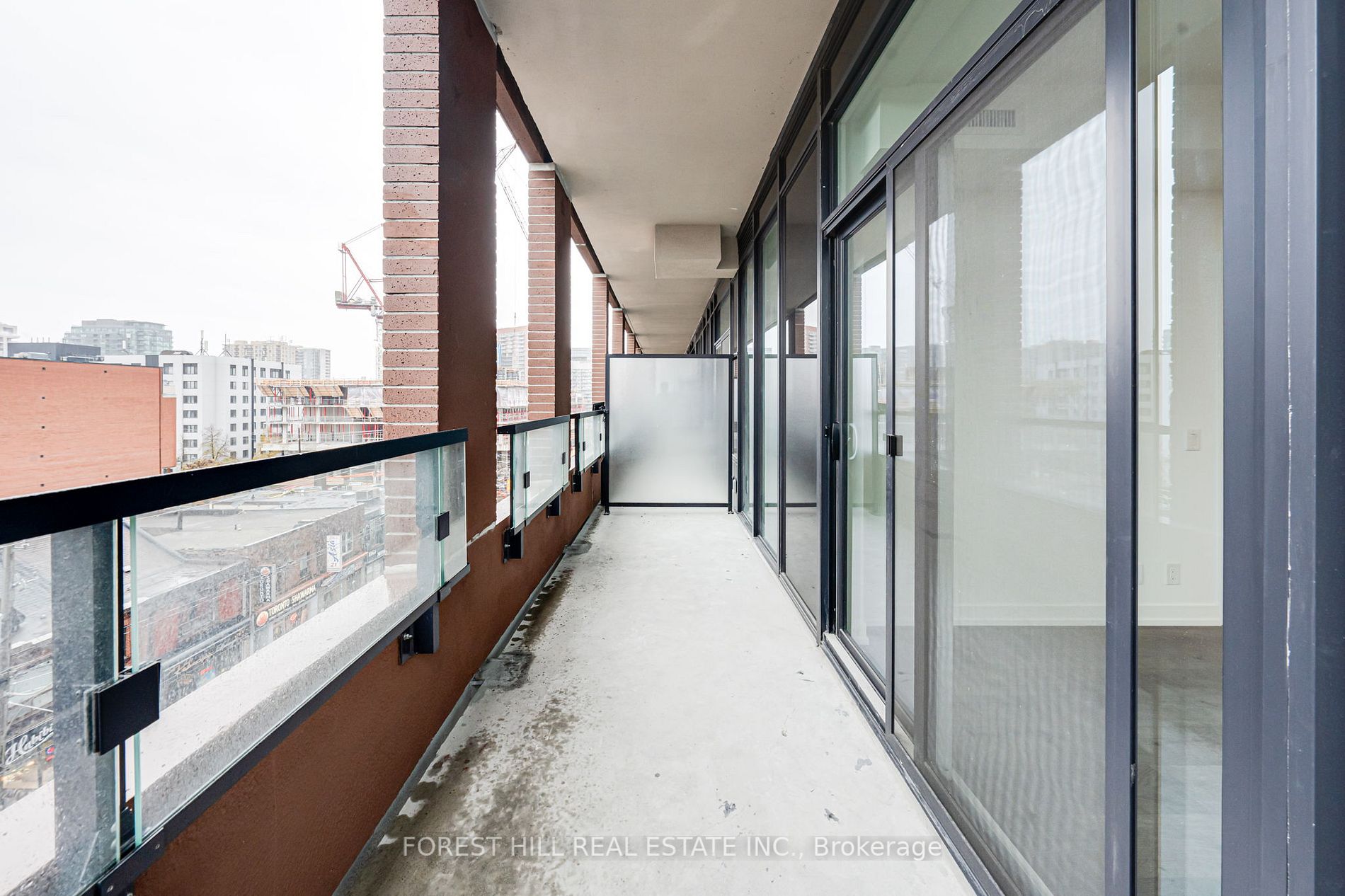 270 Dufferin St, #418
