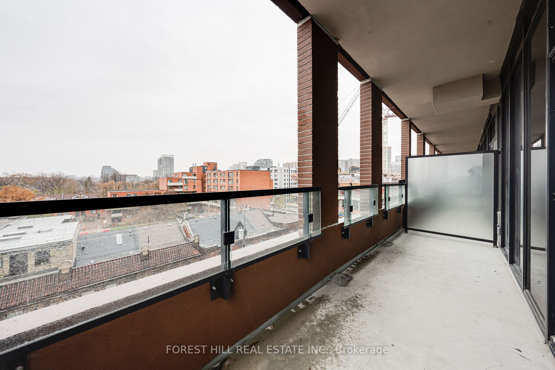 270 Dufferin St, #418