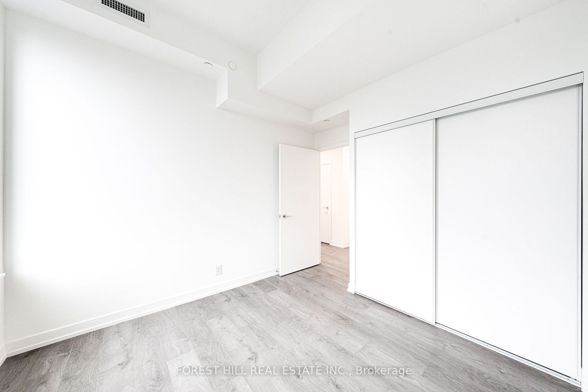 270 Dufferin St, #418