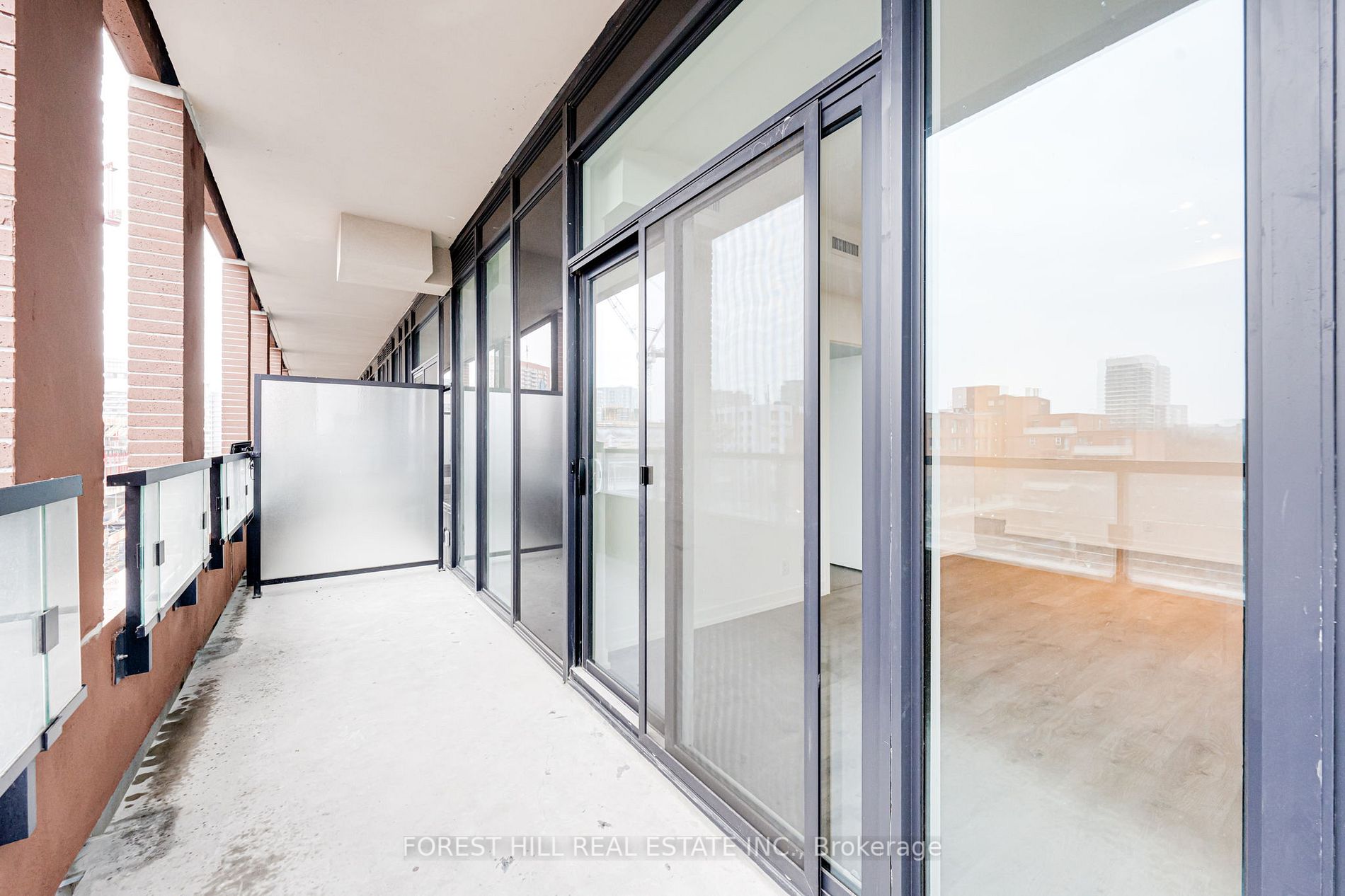 270 Dufferin St, #418