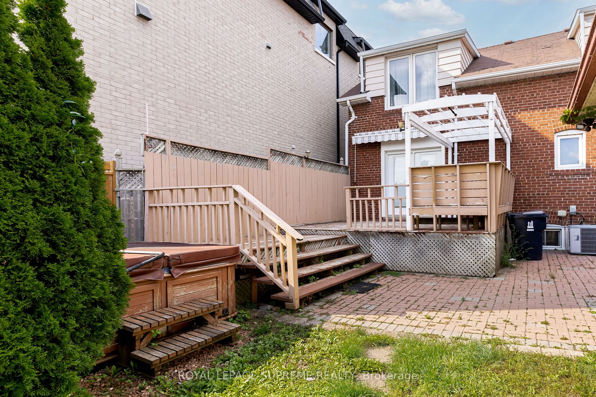 339 Ranee Ave