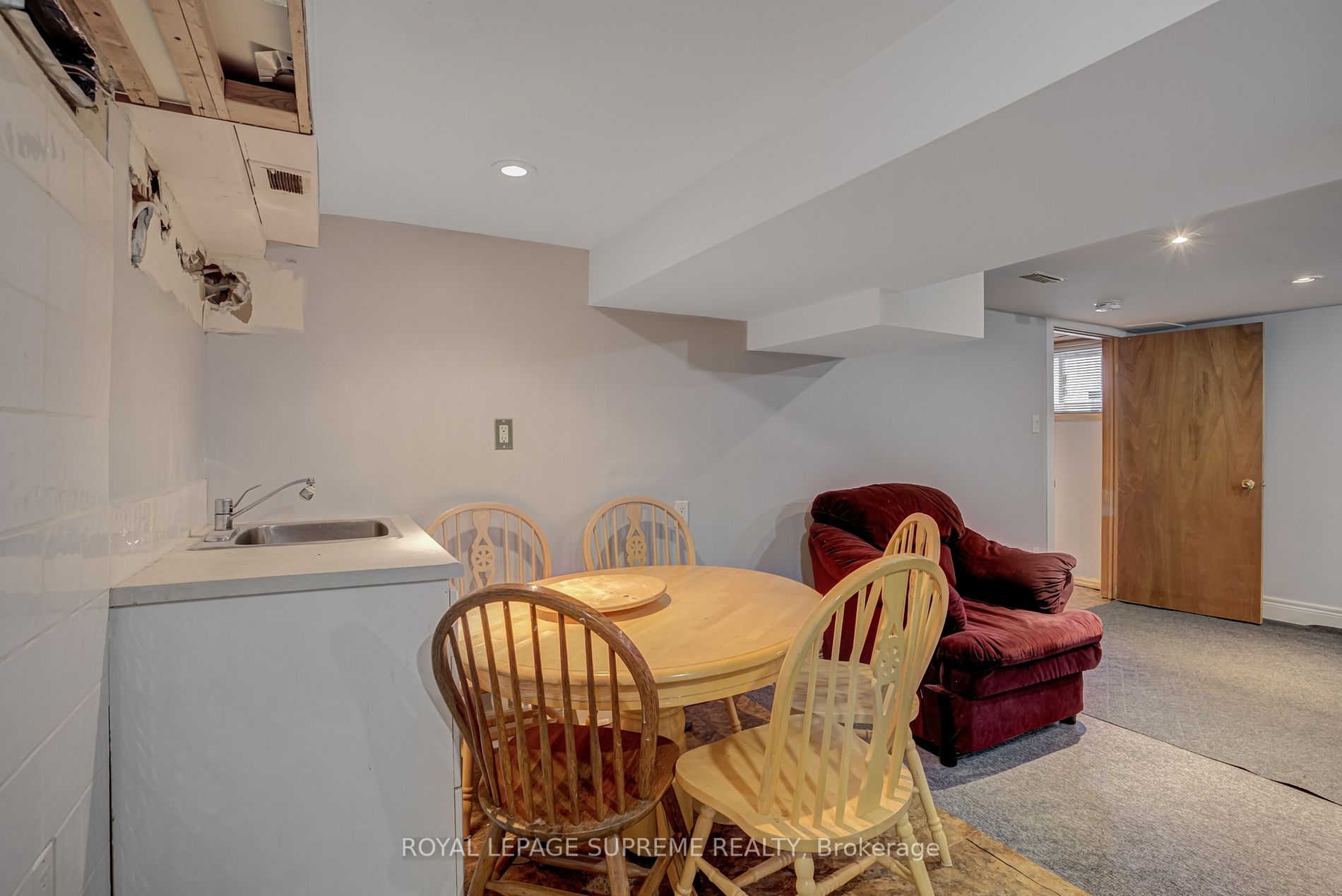 339 Ranee Ave