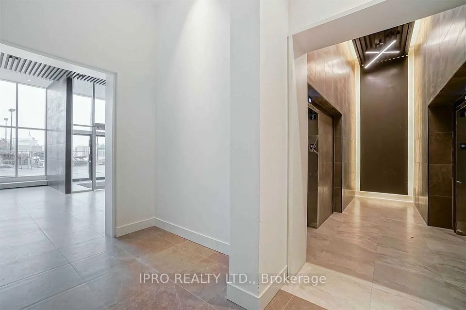2485 Taunton Rd E, #430