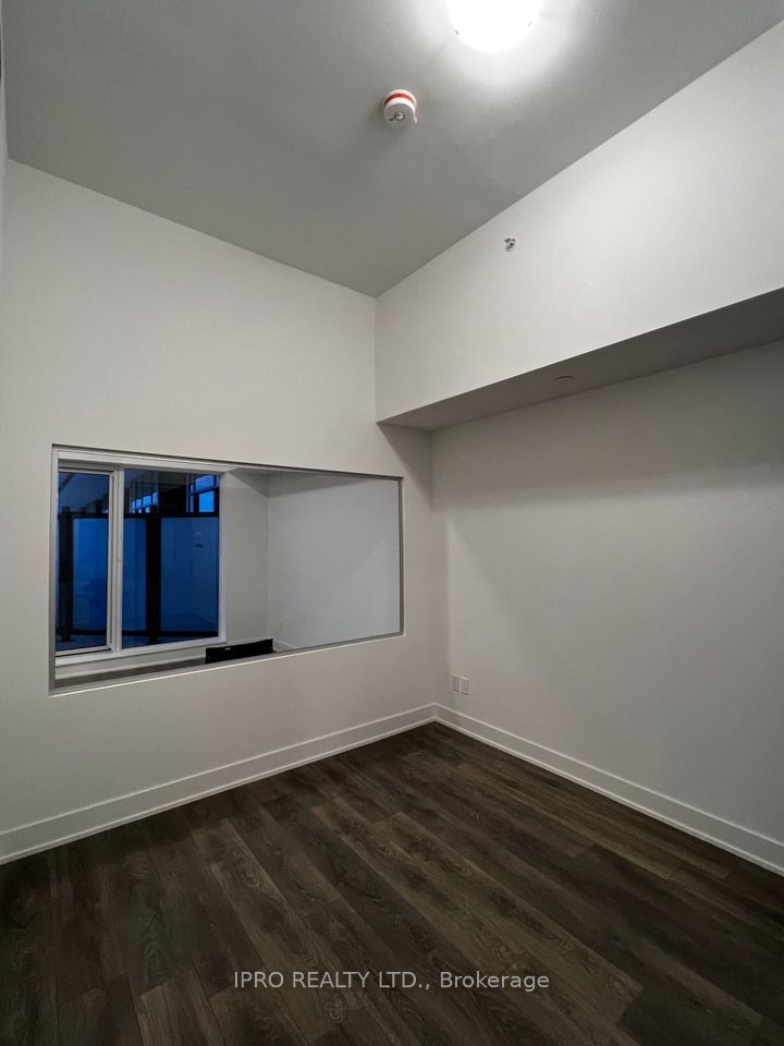2485 Taunton Rd E, #430