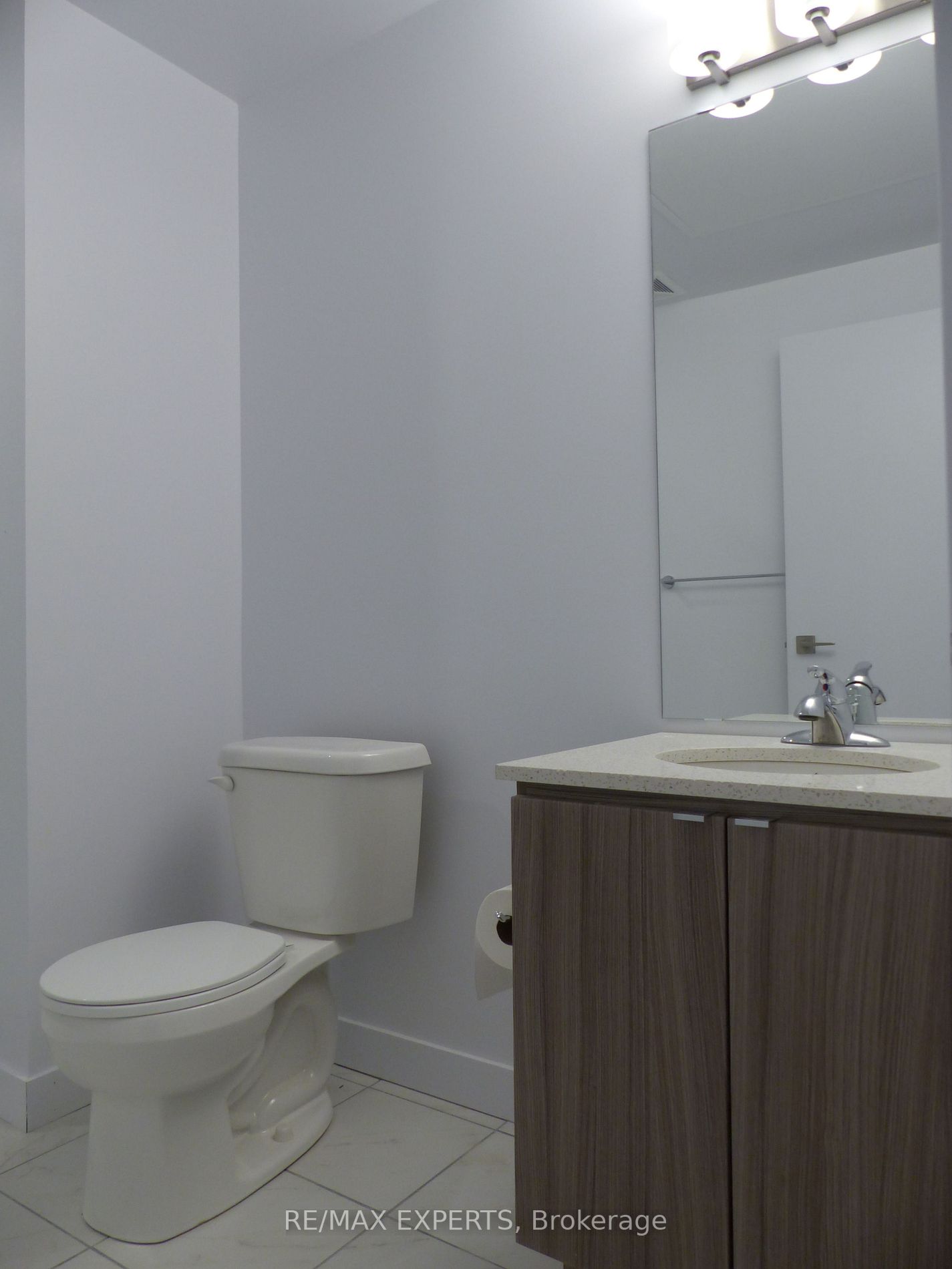 2433 Dufferin St, #517
