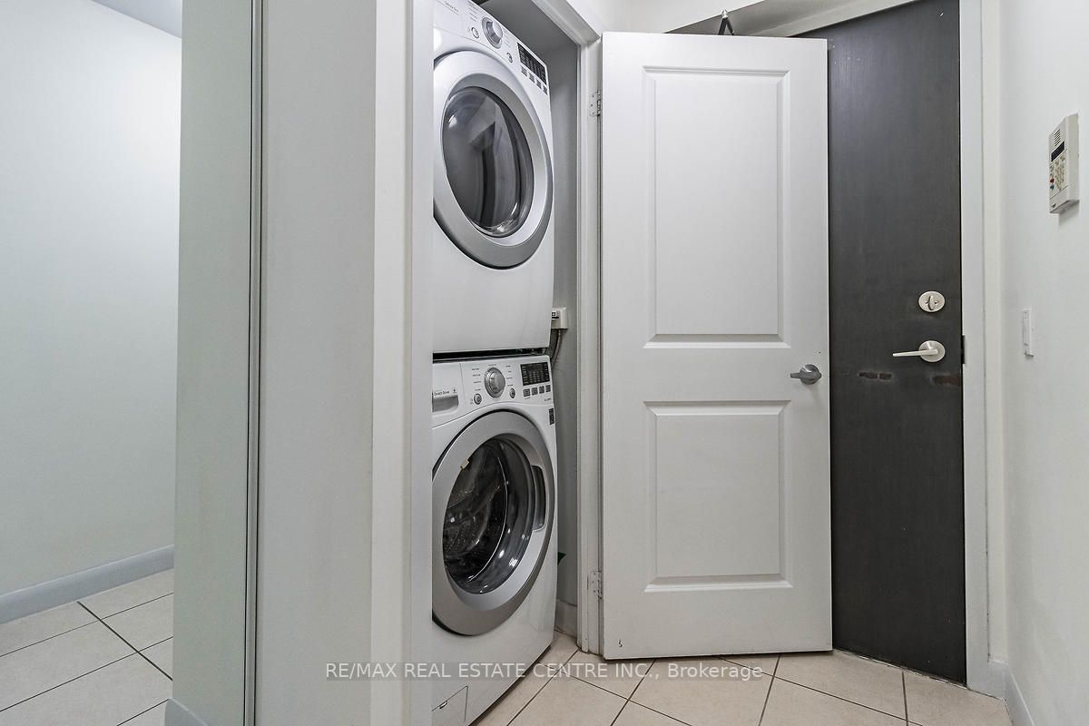 225 Sherway Gardens Rd, #206