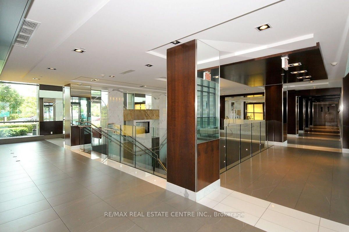 225 Sherway Gardens Rd, #206