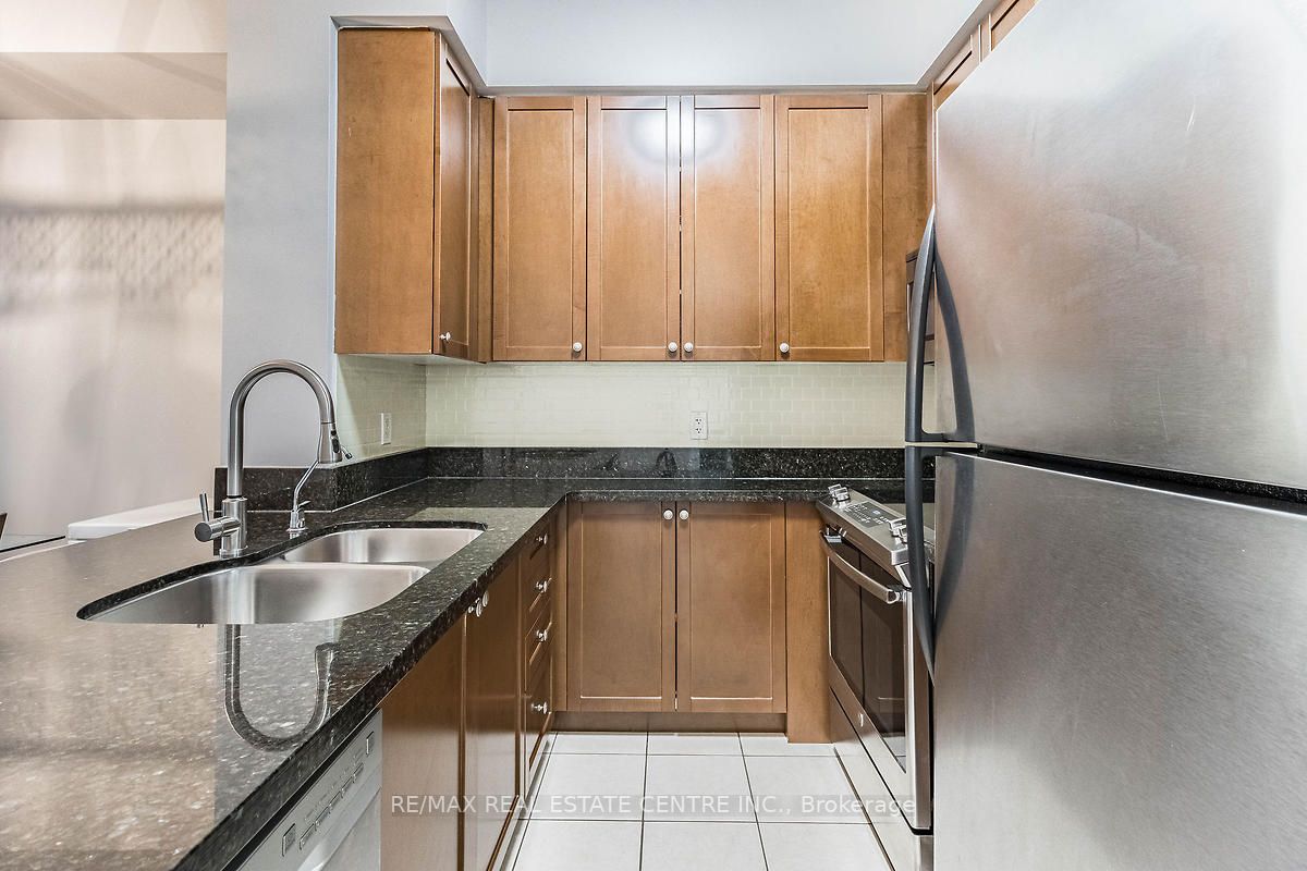 225 Sherway Gardens Rd, #206