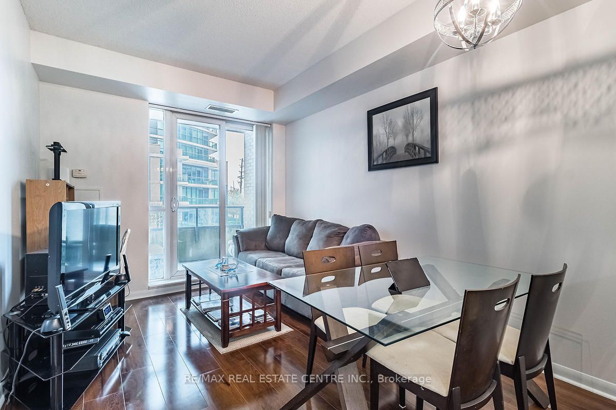 225 Sherway Gardens Rd, #206