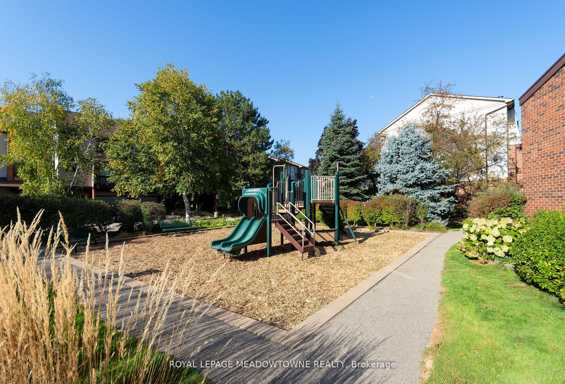 1110 Walden Circ, #1012