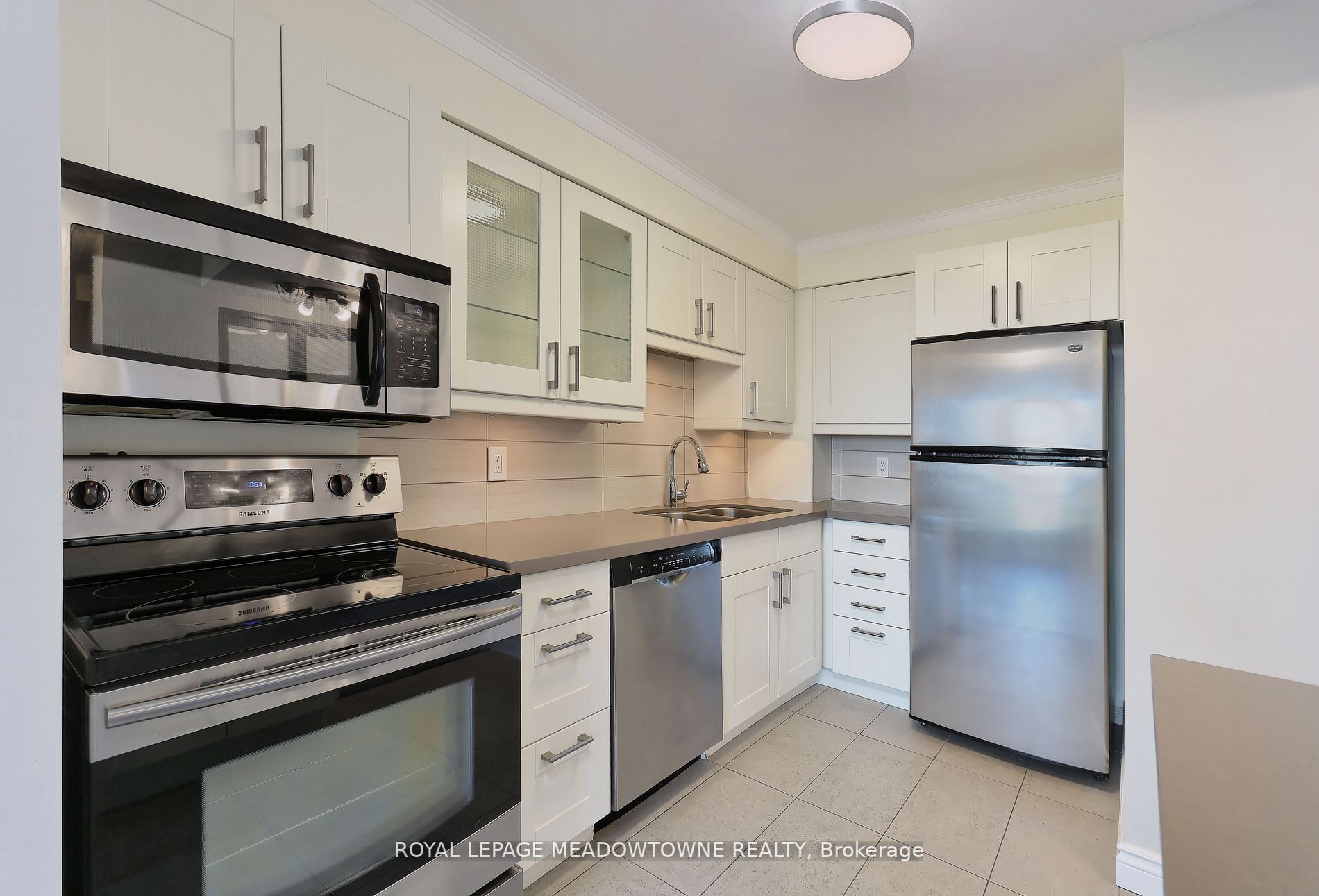 1110 Walden Circ, #1012