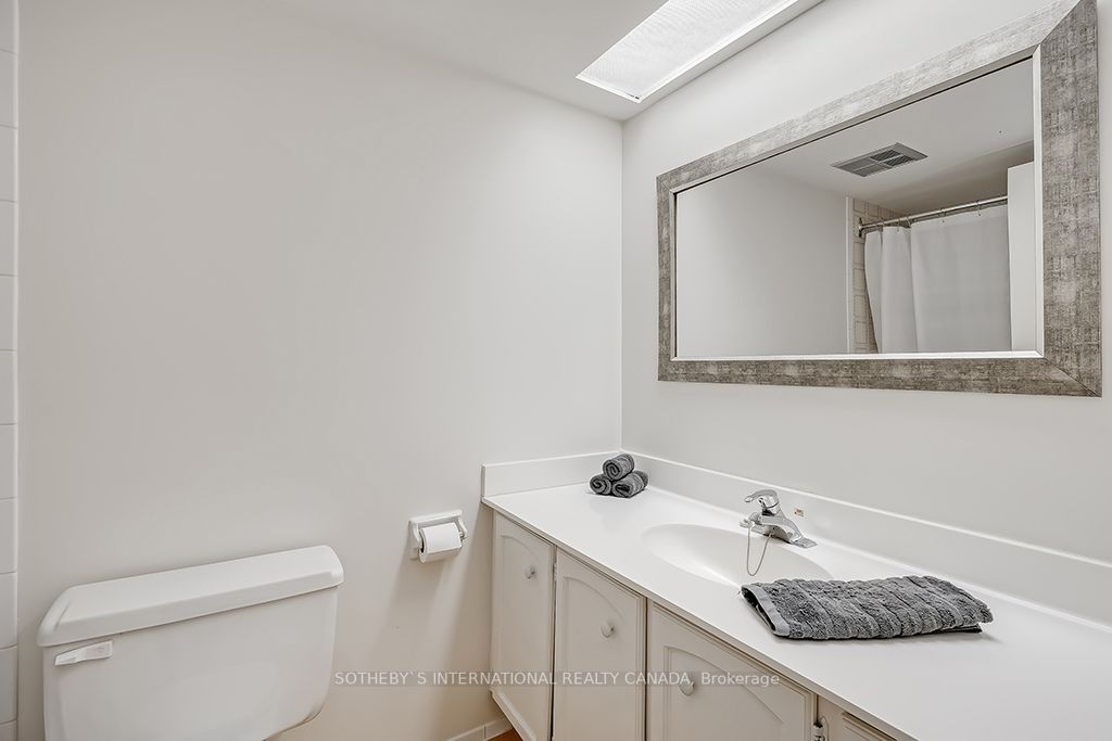 2175 Marine Dr, #204