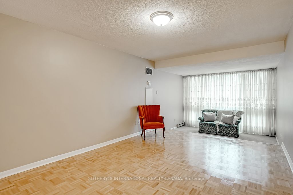 2175 Marine Dr, #204