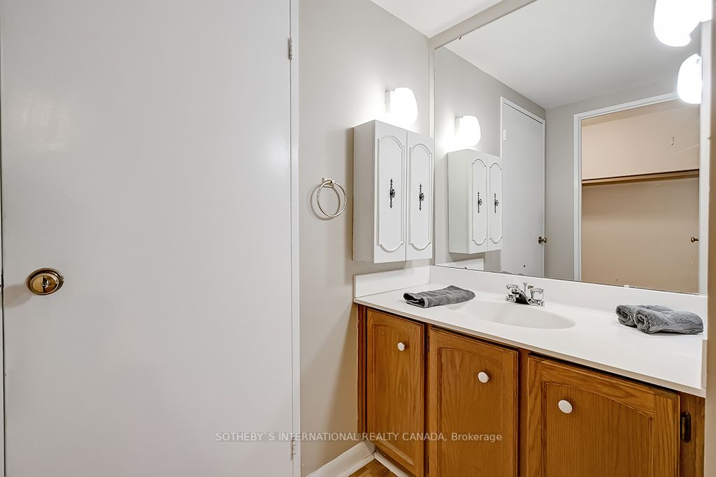 2175 Marine Dr, #204