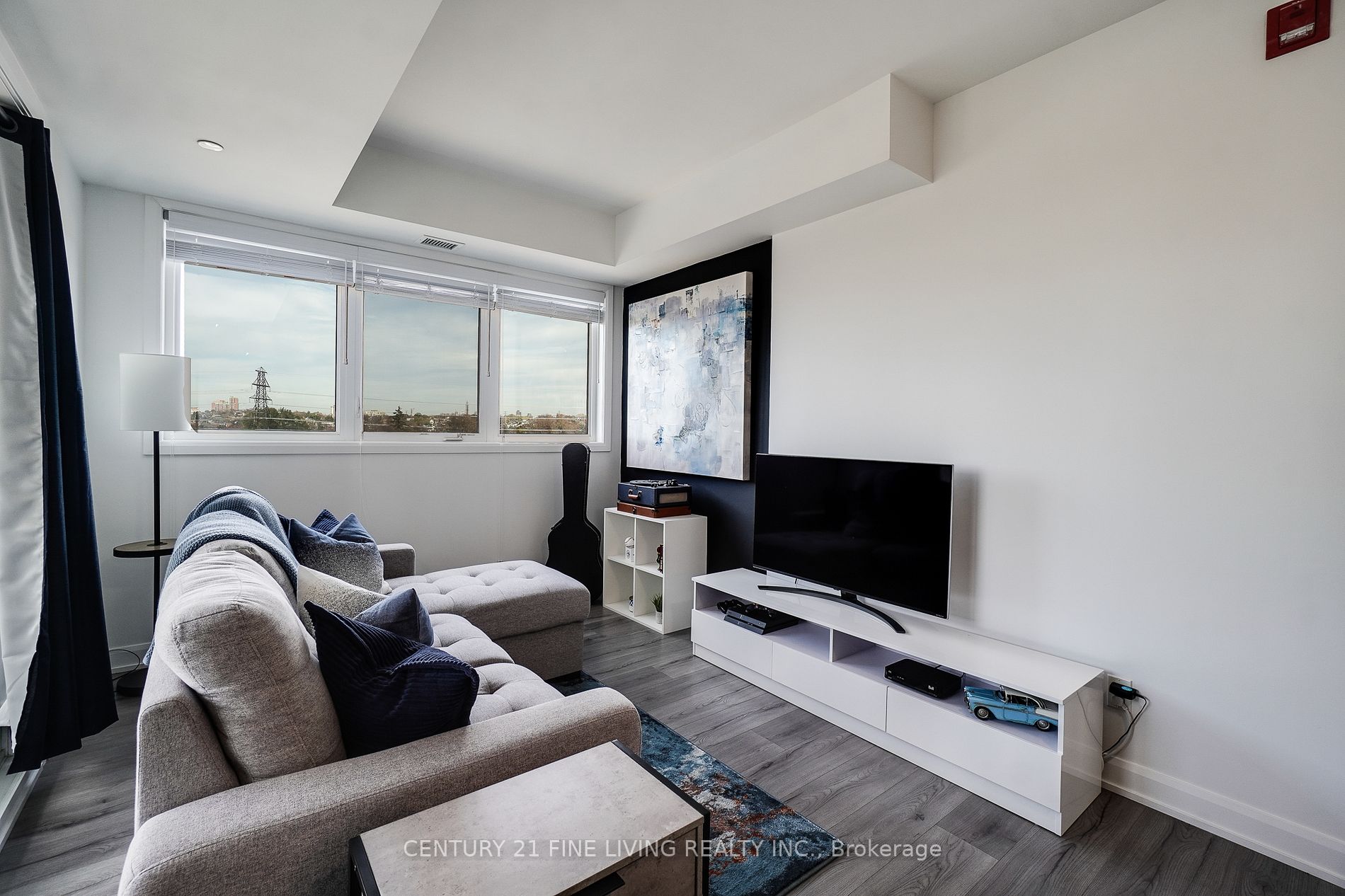 385 Osler St, #506
