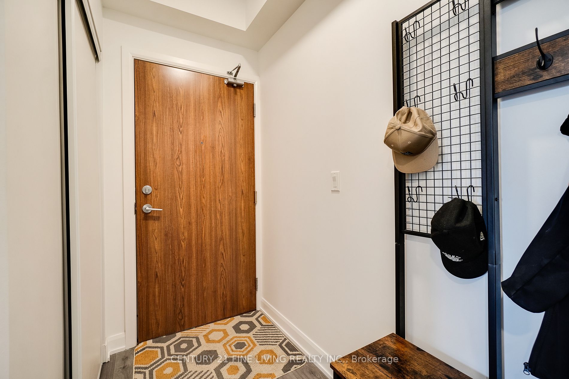385 Osler St, #506