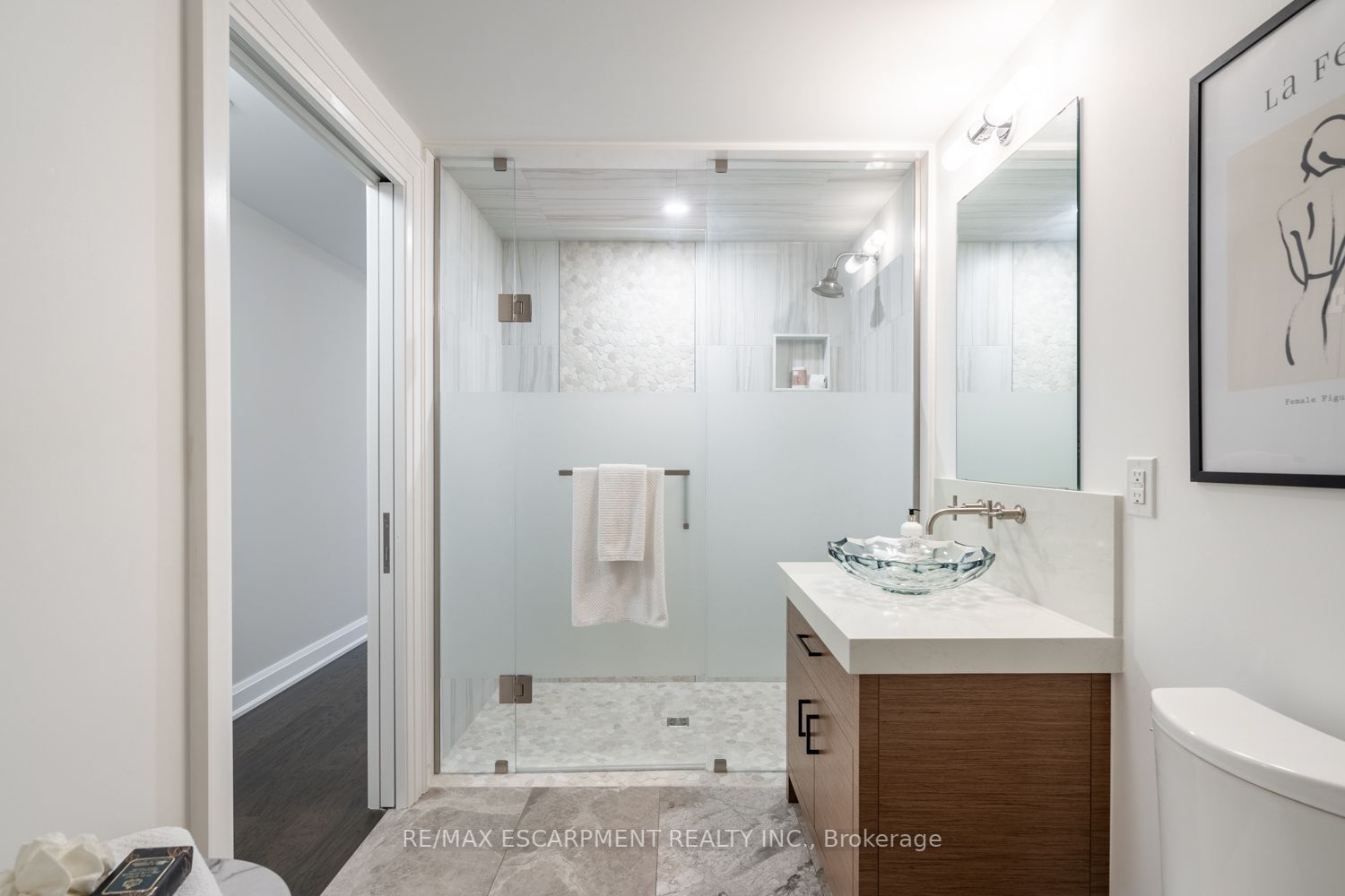 2060 Lakeshore Rd, #509